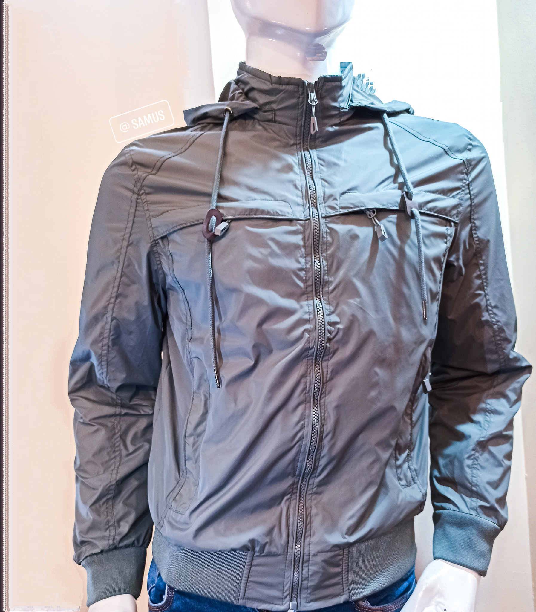 Samus - BOMBER JACKET CON CUATRO BOLSILLOS DELANTEROS... | Facebook