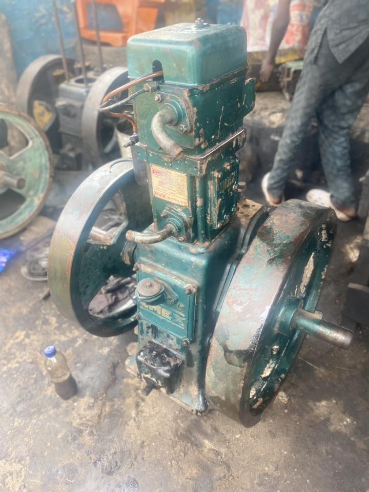 Lister engine selling and buying or repairing | So ive just realised ...