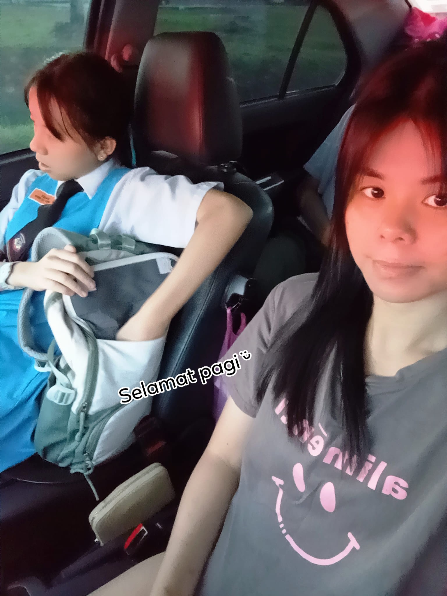 Yung Connie 𝐇𝐢 Friday ʍօʀռɨռɢᵕ̈ 每一天有你有我有信息，这就是幸福；... Facebook