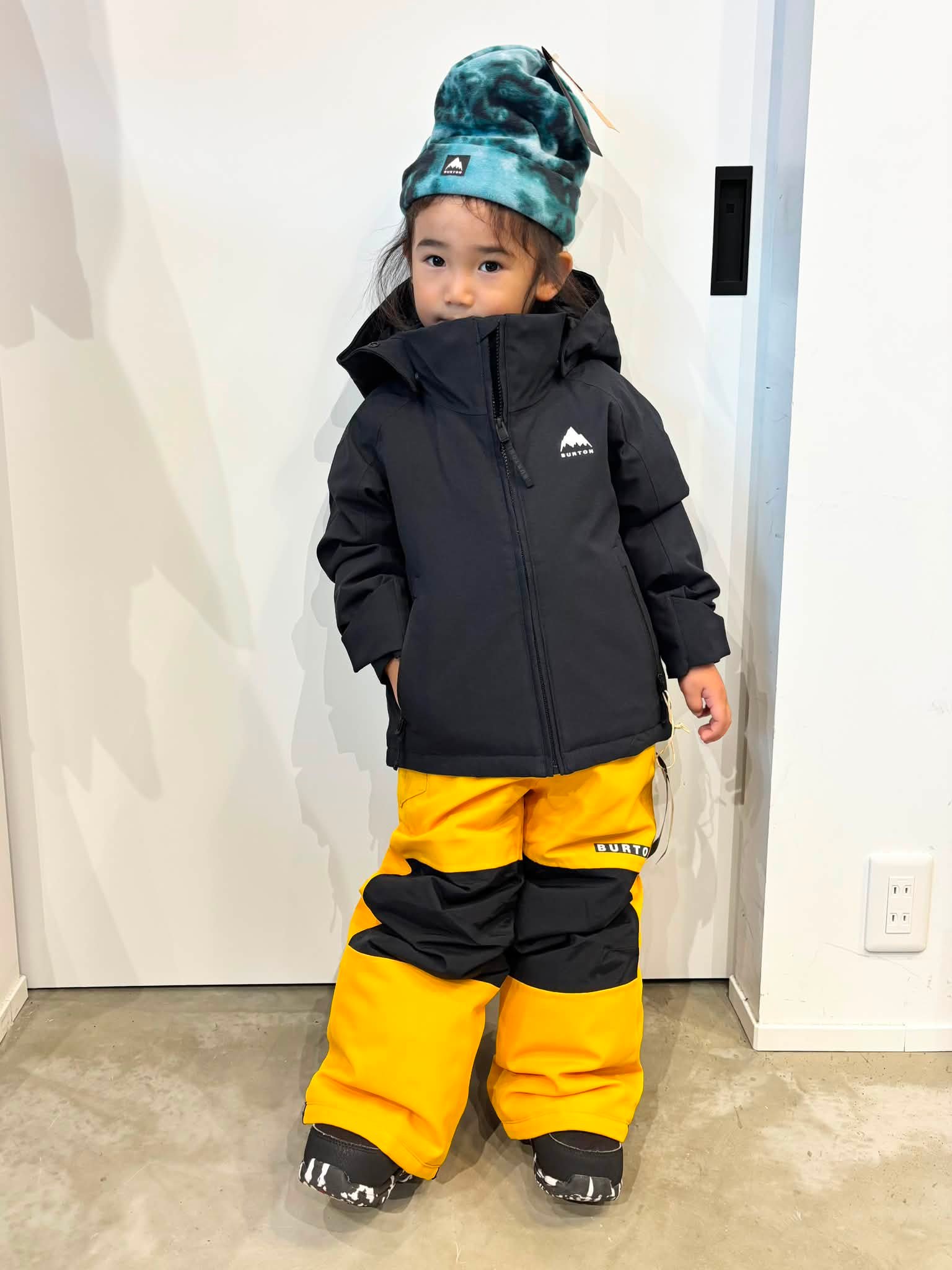 Burton kids スノーウェア　ドドラー　4T BURTON KIDS 』 バートンキッズ、トドラーウェアの紹介です‼︎ Room-to