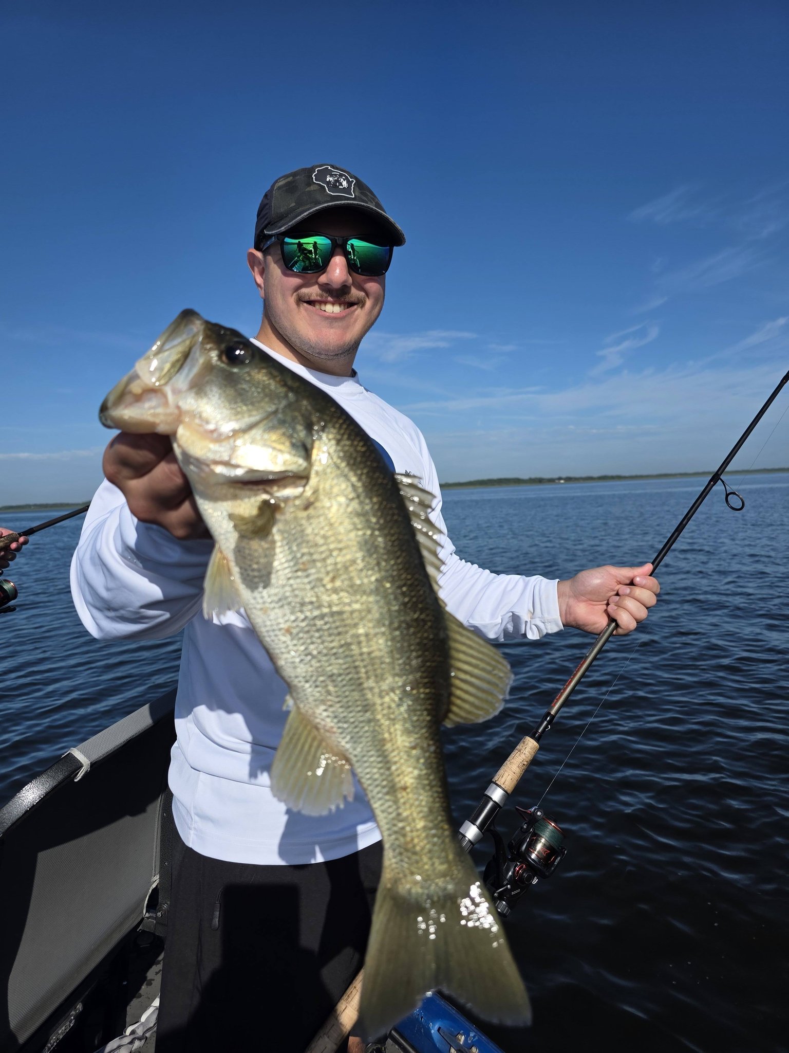 catch and release fish hooks Fishing Only Sign Barbless Required 9x12 Aluminum Reflective which reduce harm to Water Buffalo Horn Bass Pro Lew's Speed Net Depth:12 in