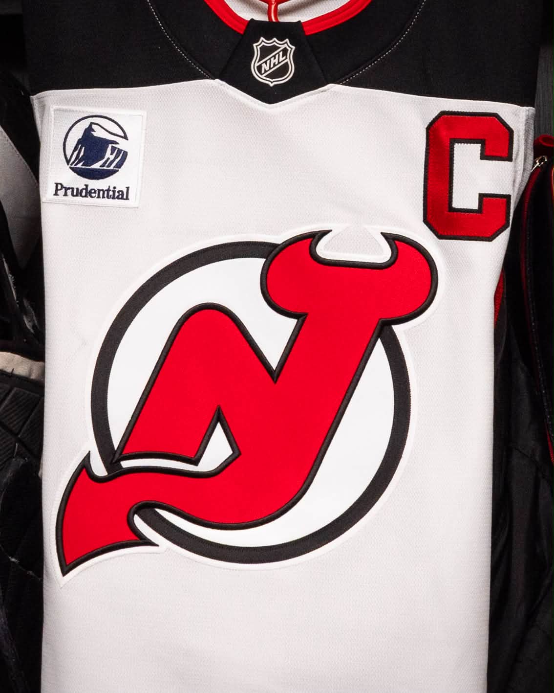【非売品】Welcome to The Prudential Packed the essentials for the road. #NJDevils | Prudential