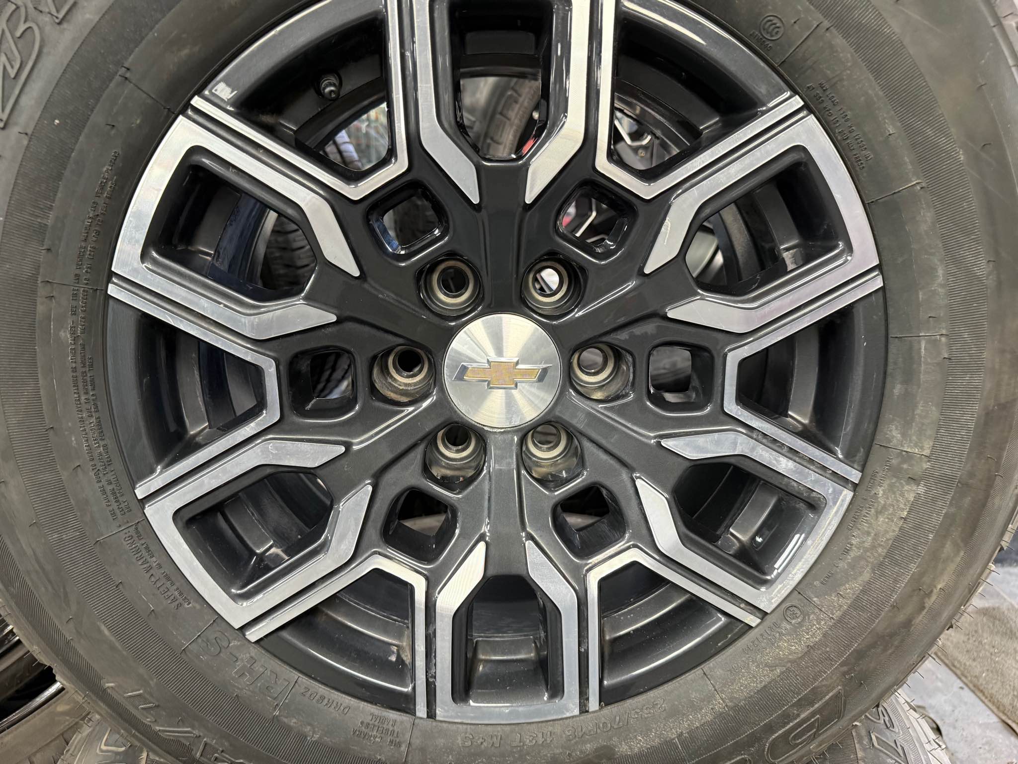 18” OE Chevrolet Take off wheels with Bridgestone Tires LIKE NEW - Car ...