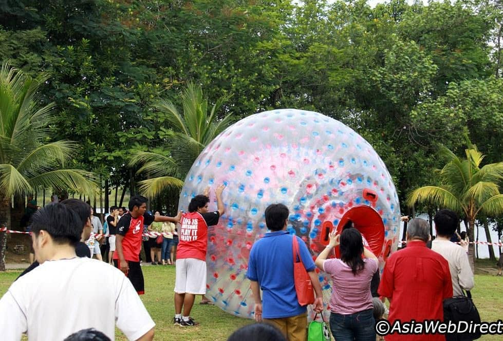 KL The Guide - Orbing and Zorbing in Kuala Lumpur 👨‍👩‍👧‍👦... | Facebook