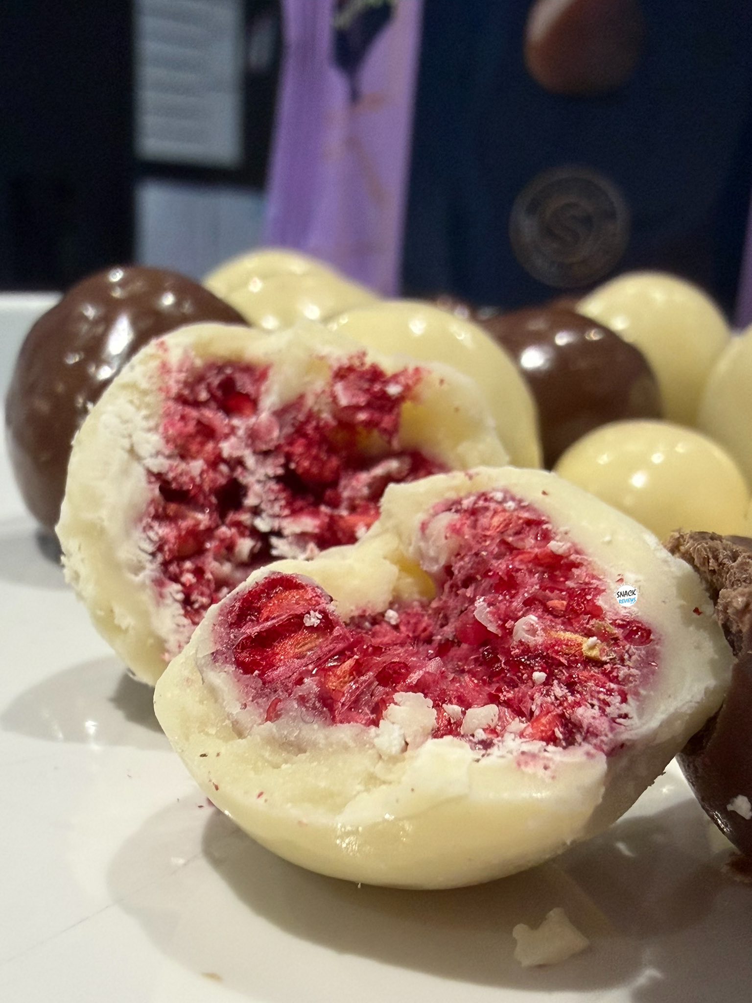 Snack Reviews | Closer look at Freeze Dried Raspberries from ALDI, the ...