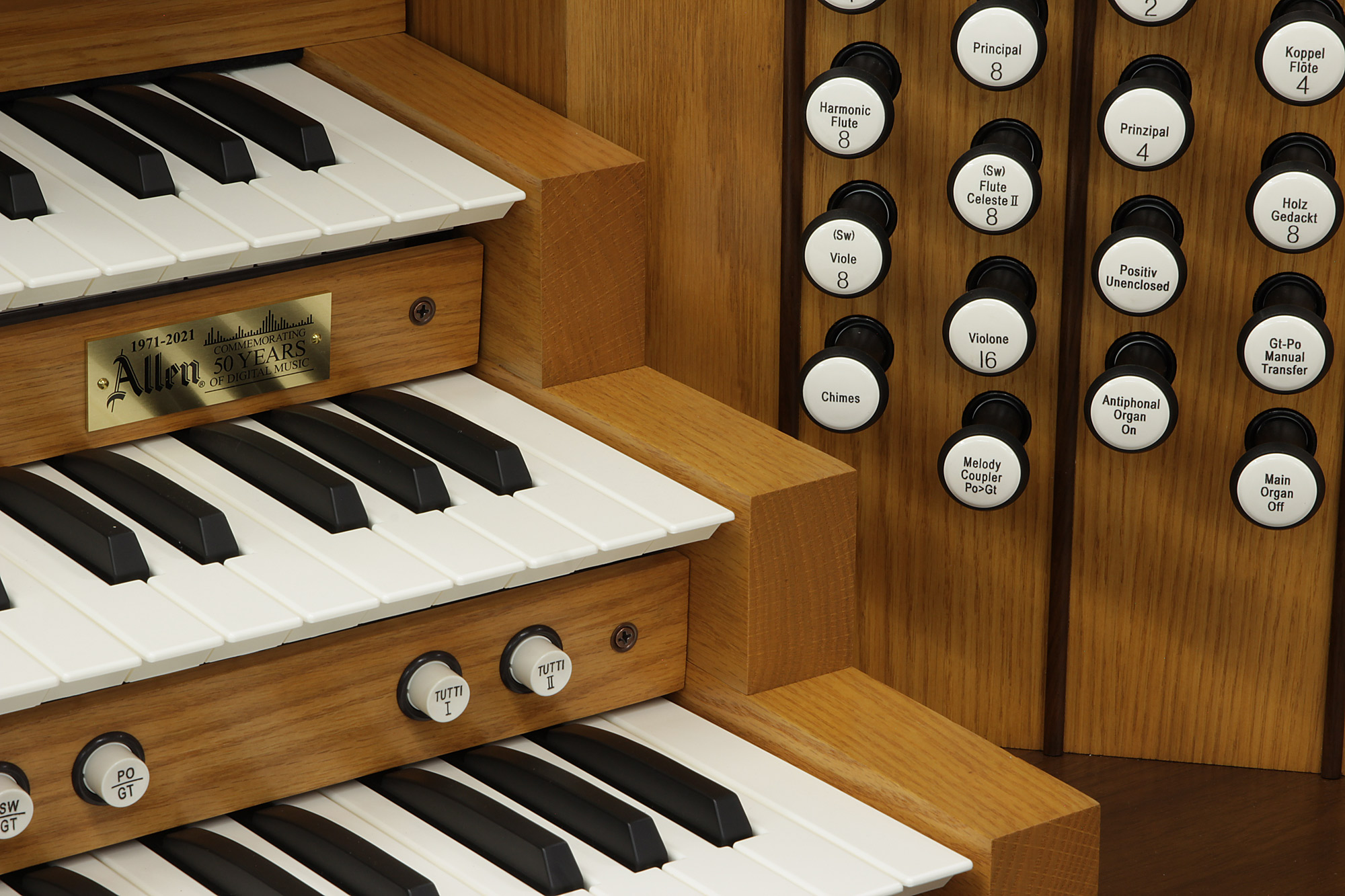 Allen Organ Company - Great instrument in our 50th Anniversary Two-Tone ...