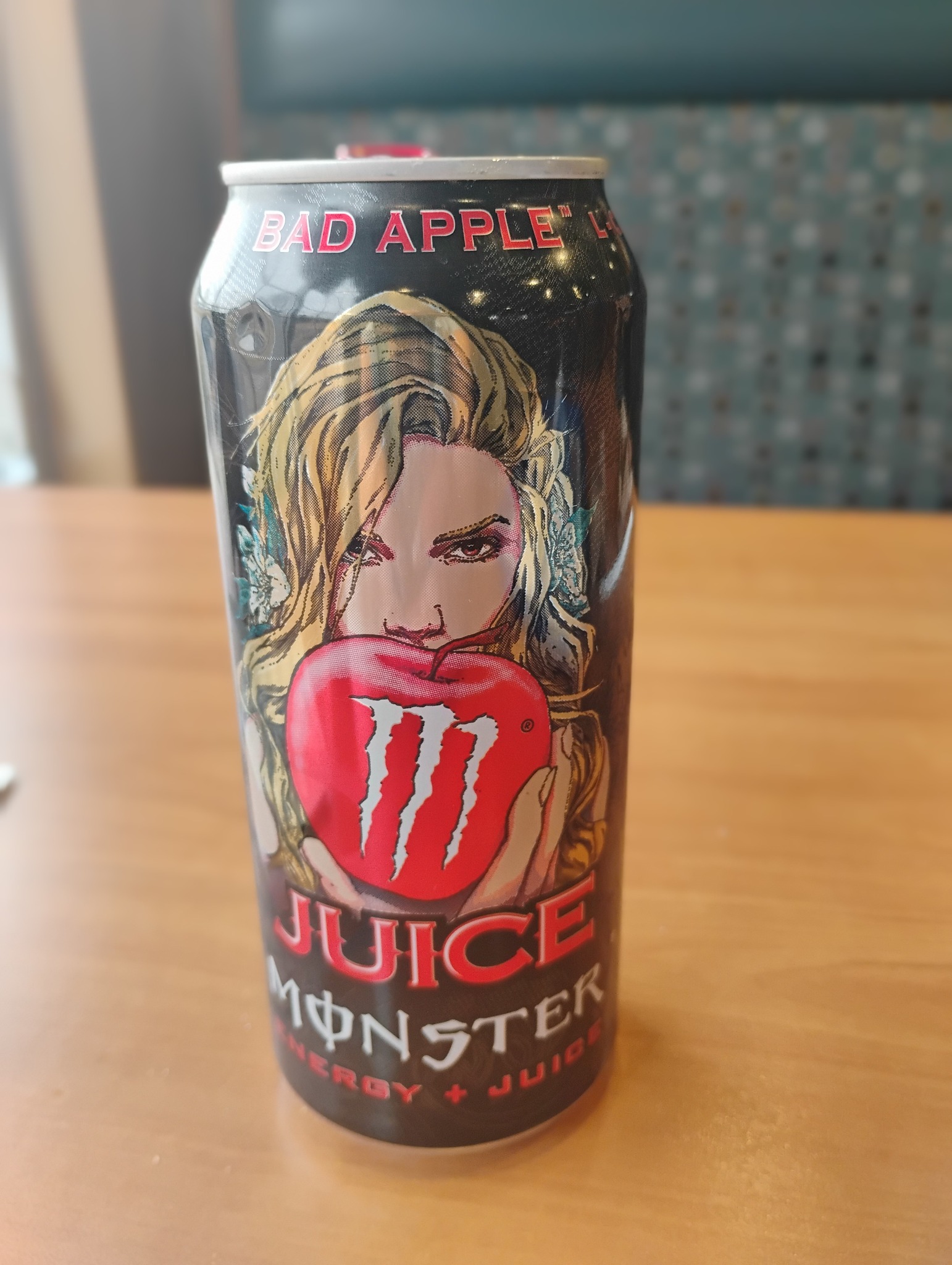 Monster Bad apple 500ml🤩🤩🤩 kun kr 10,- pr stk+pant🤩🤩🤩