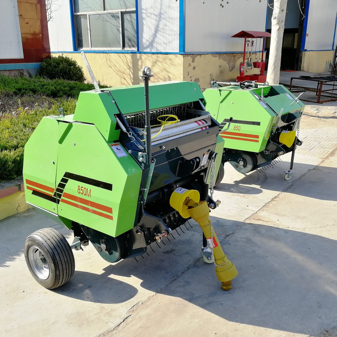 diesel wood chipper DWC22. 22HP diesel engine | Adrian Dang