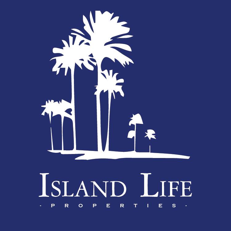 🌴 AVAILABLE NOW | HALF MOON BAY VILLAS Your next address comes with ...