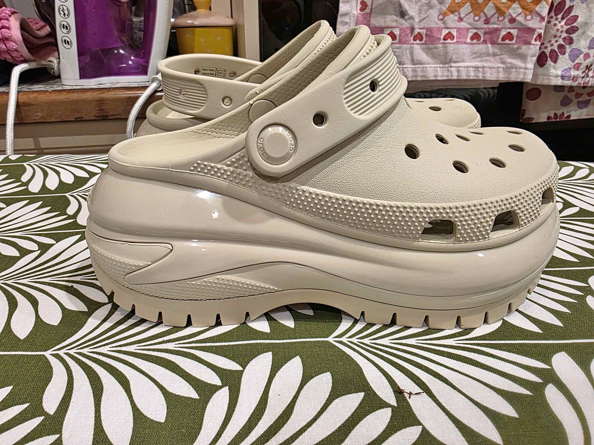 White platform crocs - Girls' Shoes - Perth, Western Australia ...
