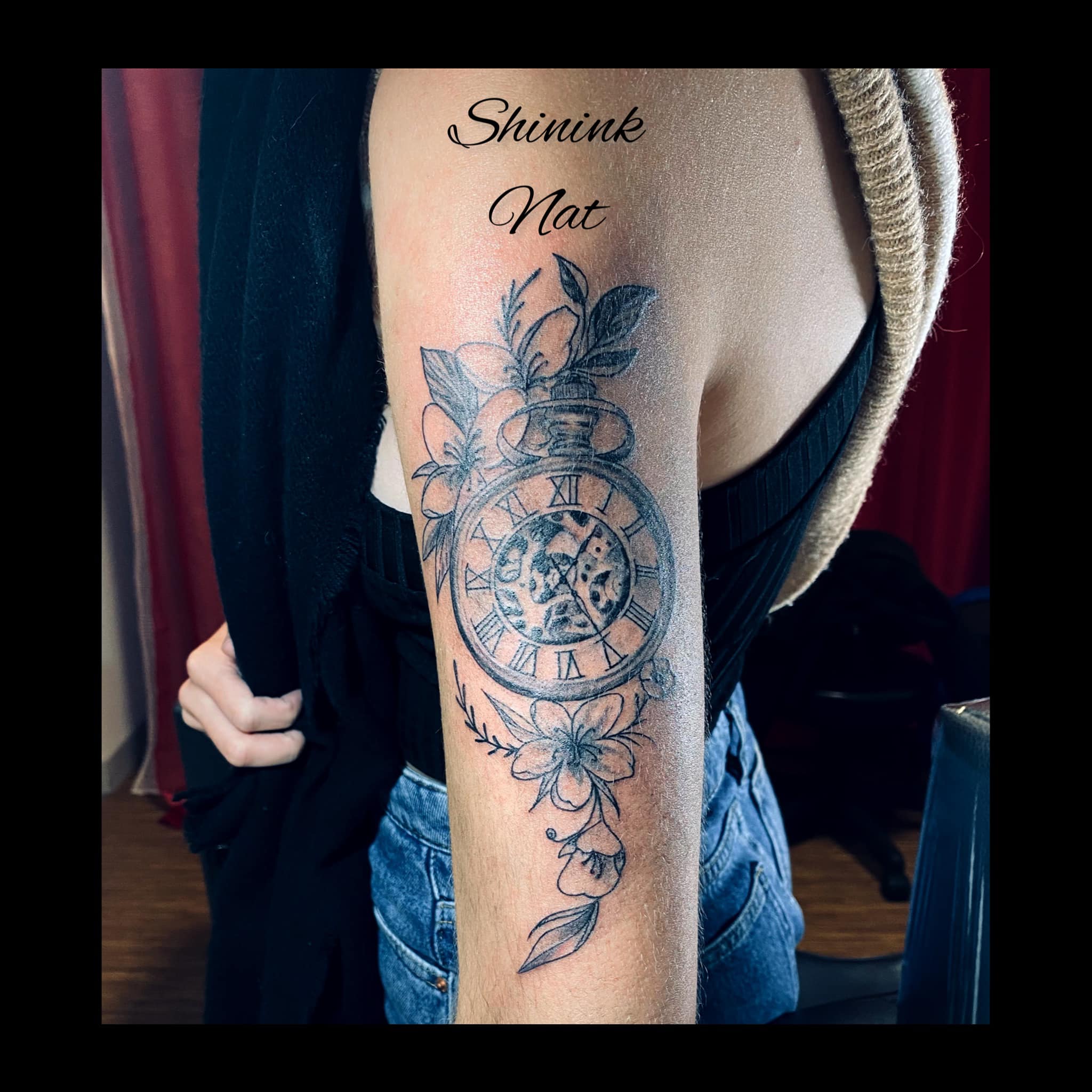 Tatouage Montre A Gousset Cassé