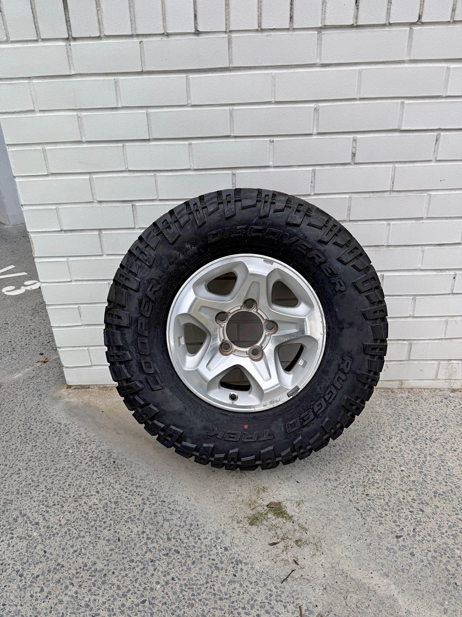 Tyre on GXL Rim - Car Wheels, Tires & Parts - Gold Coast, Queensland ...