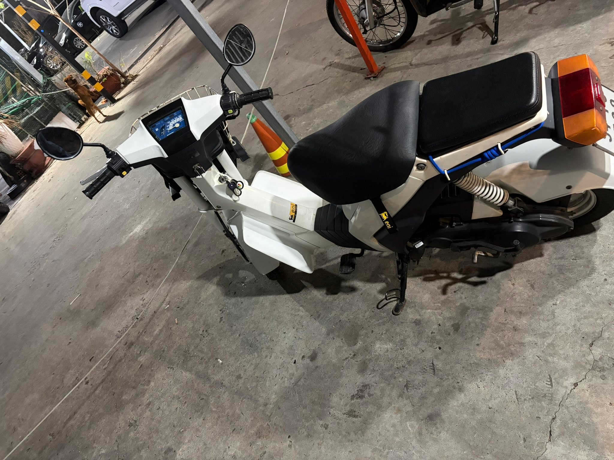 Xe tay ga suzuki mollet 50cc
