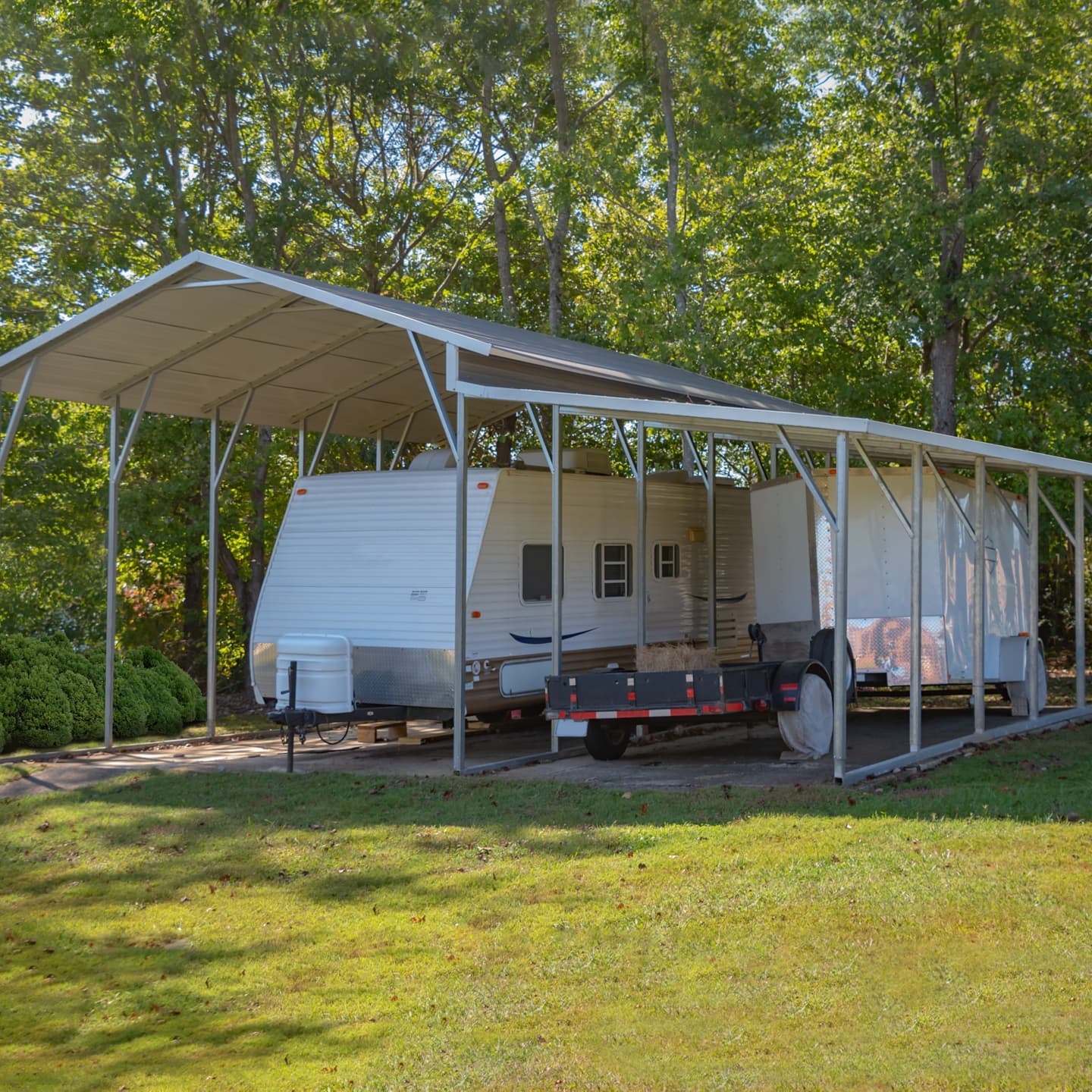 This 28x25x11/8... - Hunt Portable Buildings - Shell Knob