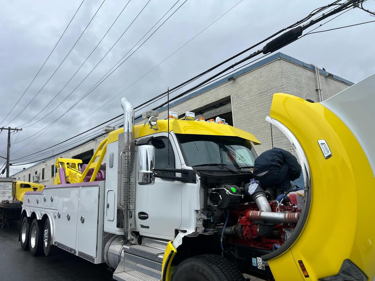 Sal - Seeking full-time driver for this truck. Must be clean with truck ...