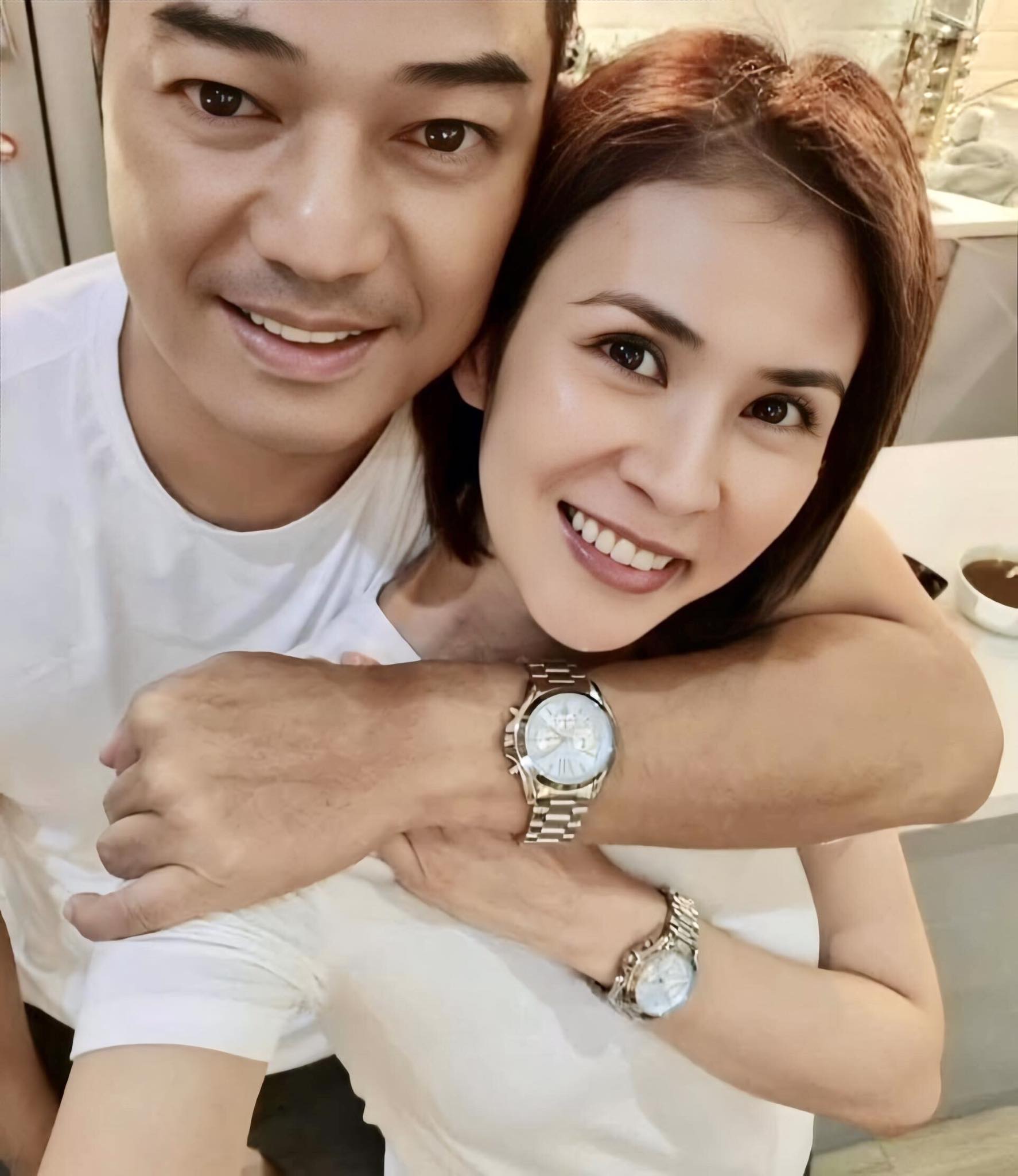 Ariel Rivera - a walking green Flag✓ -Ariel often puts his wife