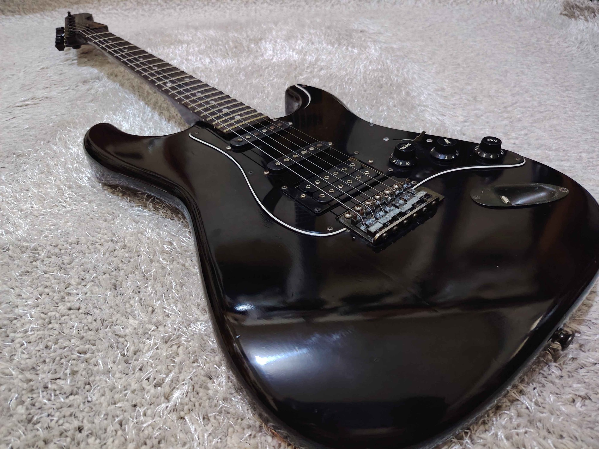 Tomson spirit sound Made in japan Vintage strat 6800 nlng yan