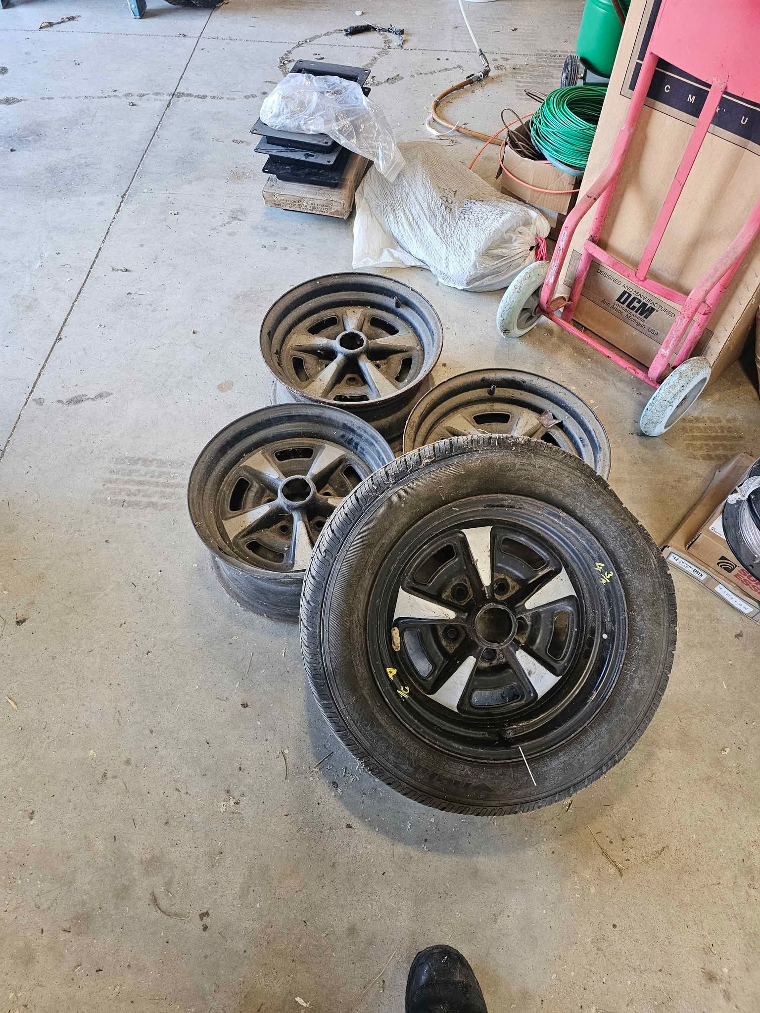 Pontiac rally rims. - Car Wheels, Tires & Parts - Collinsville ...