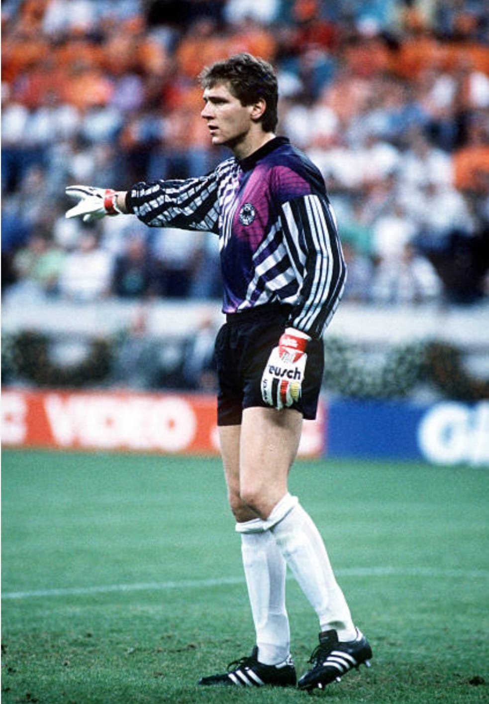 Bodo Illgner: what a goalkeeper for West Germany at Italia90!! 🇩🇪