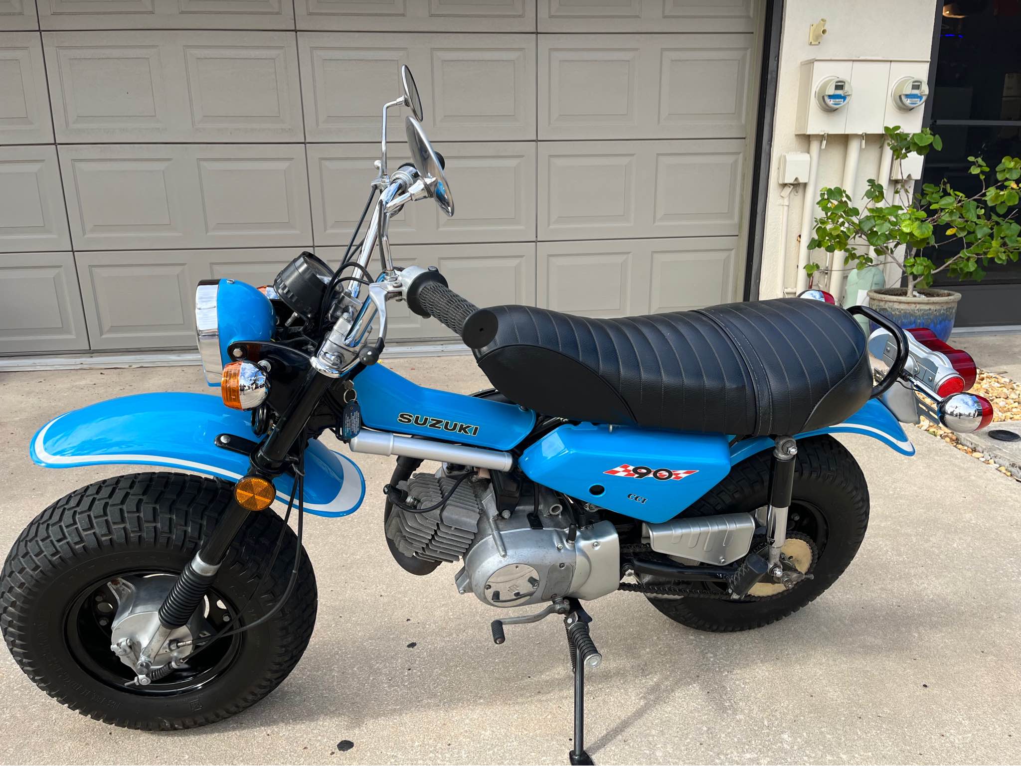 1972 Suzuki RV90