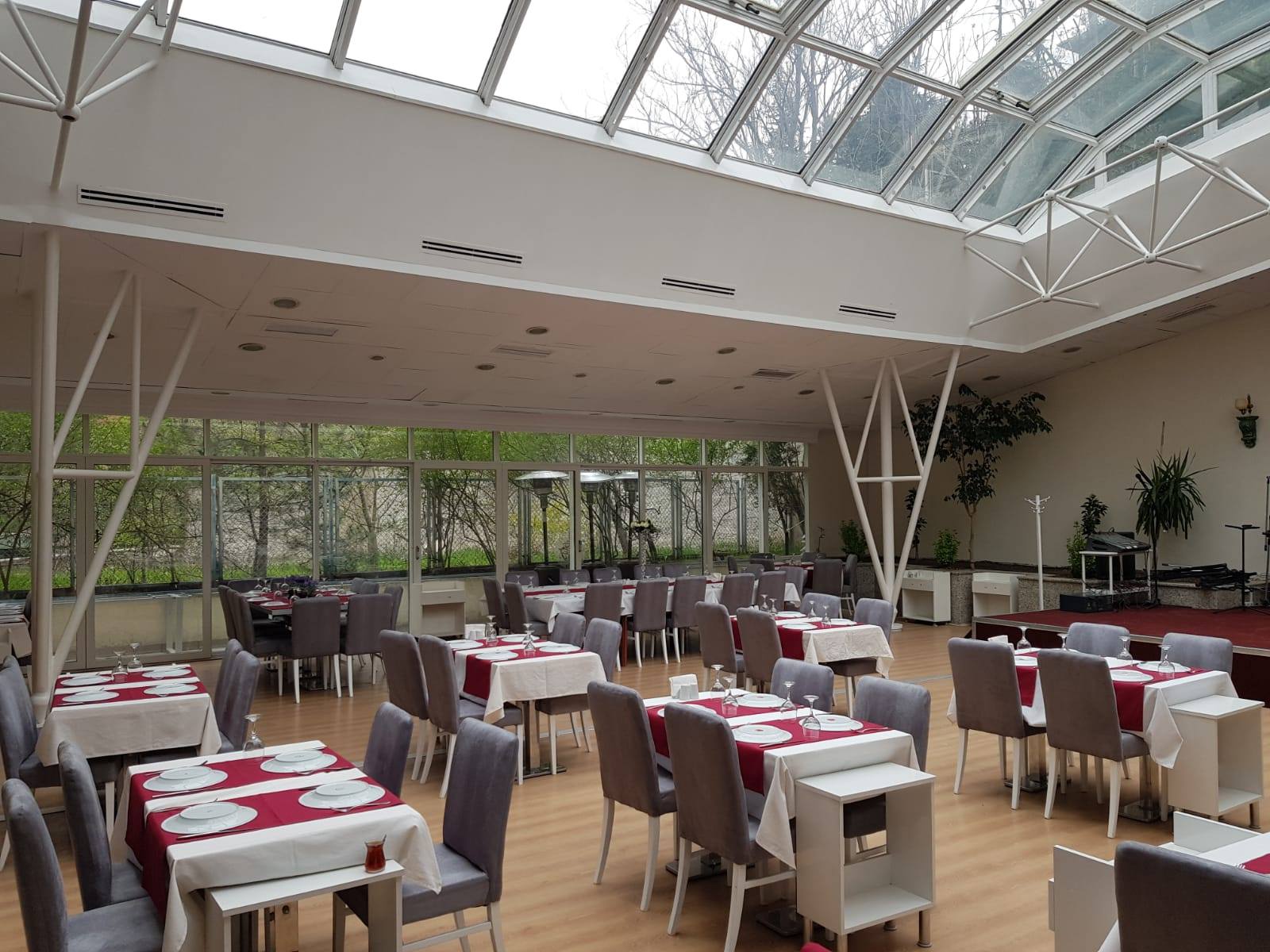 itu evi itu evi gumussuyu restaurant yenilenmis yuzu ve facebook