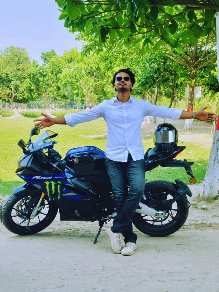 M Shoaib Hossain