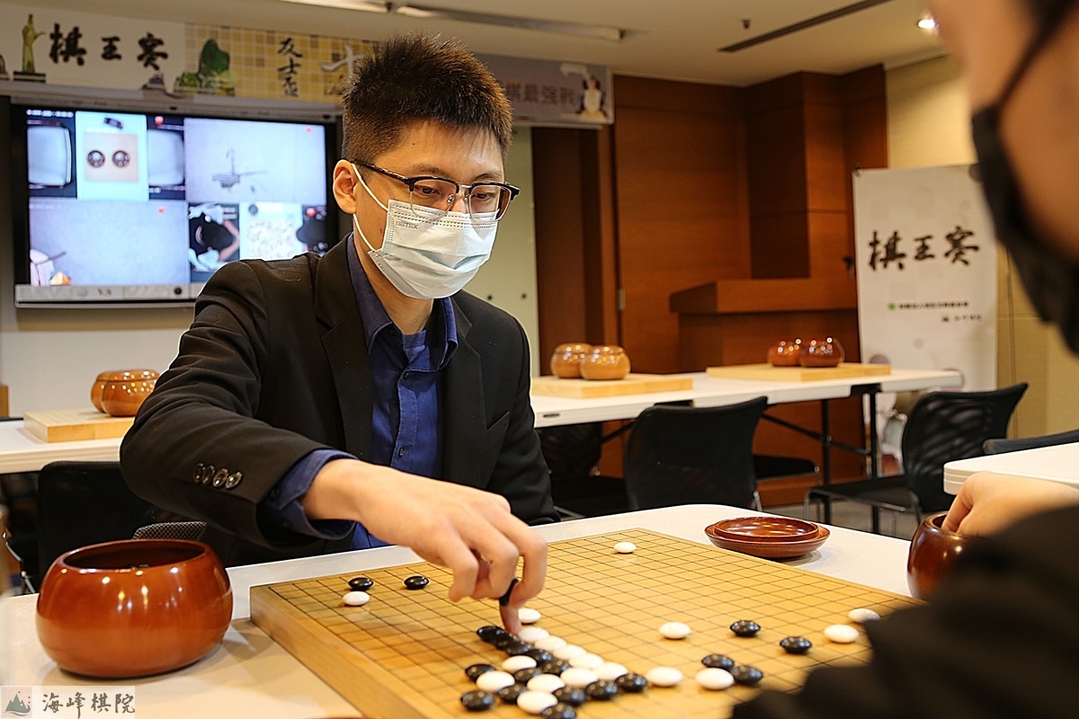 海峰棋院 - 【棋王複賽第五日賽果：陳詩淵、陳祈睿、蕭正浩、林彥丞晉級敗部決賽】...