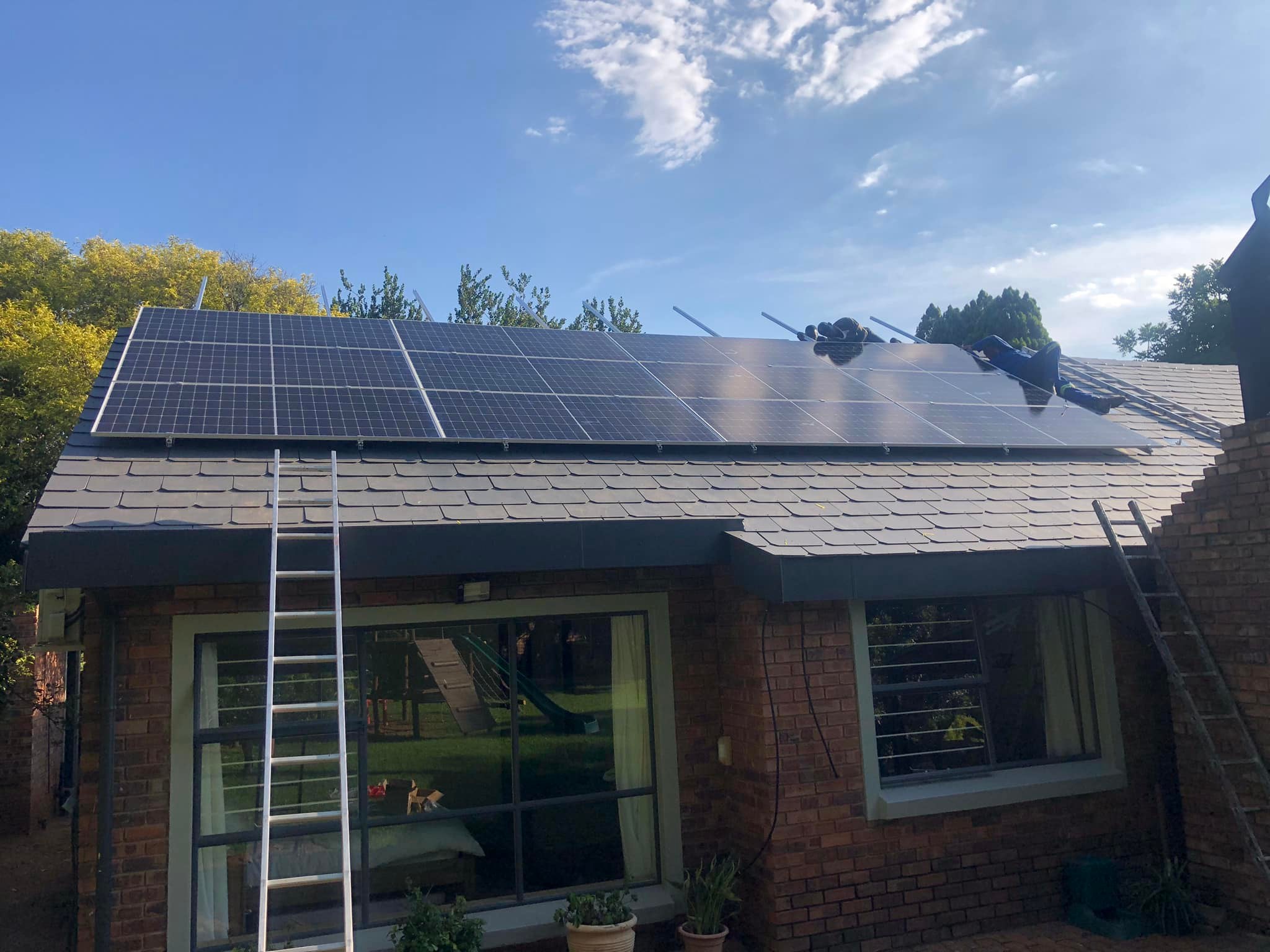 JS SOLAR