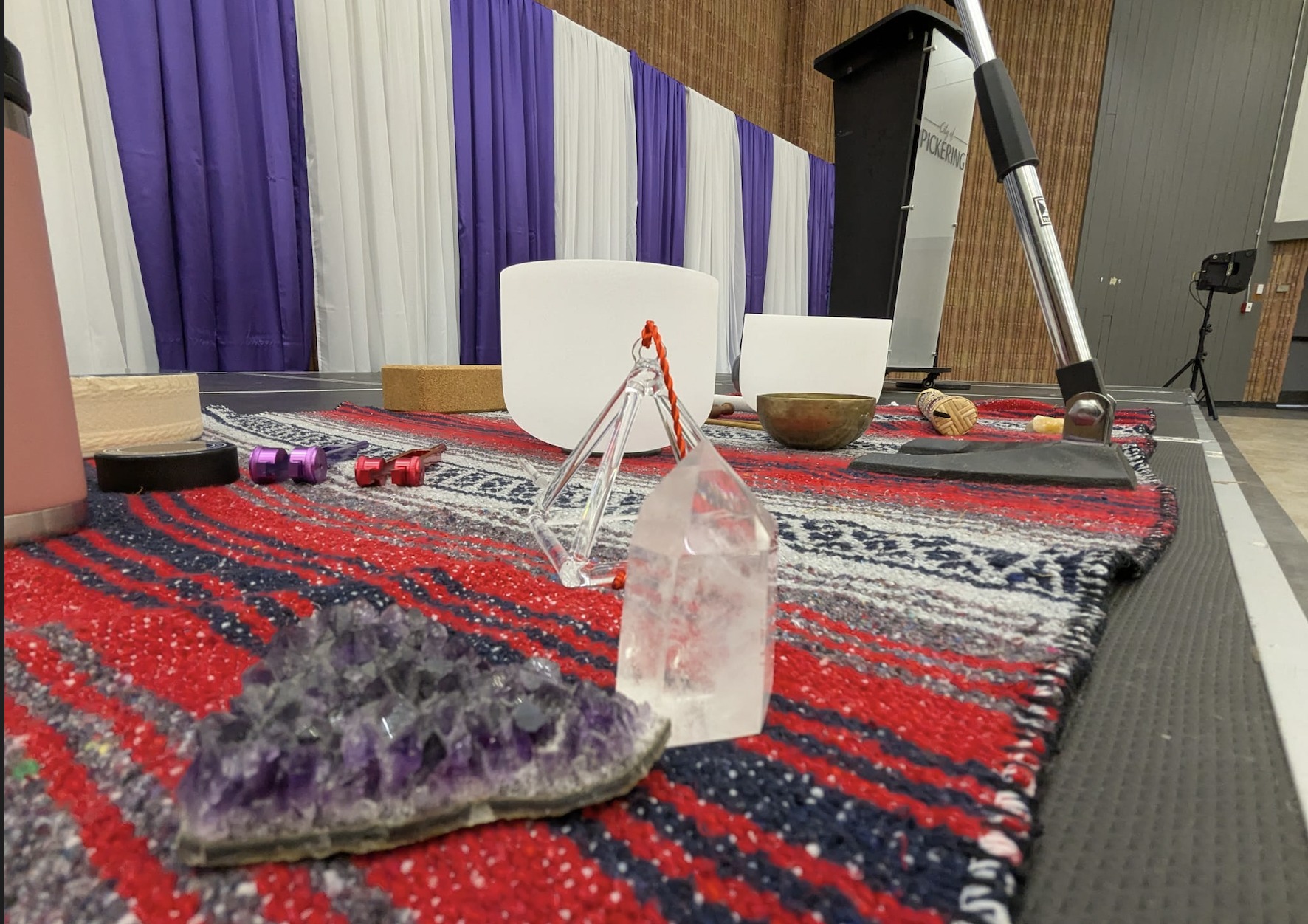 🍂 Slow Down on a Sunday 🍂 Restorative Yoga with Sound Bath