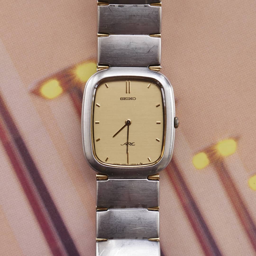 1986 Seiko Arc Quartz JDM Ref.1220-5320 Yellow Dial with Gold