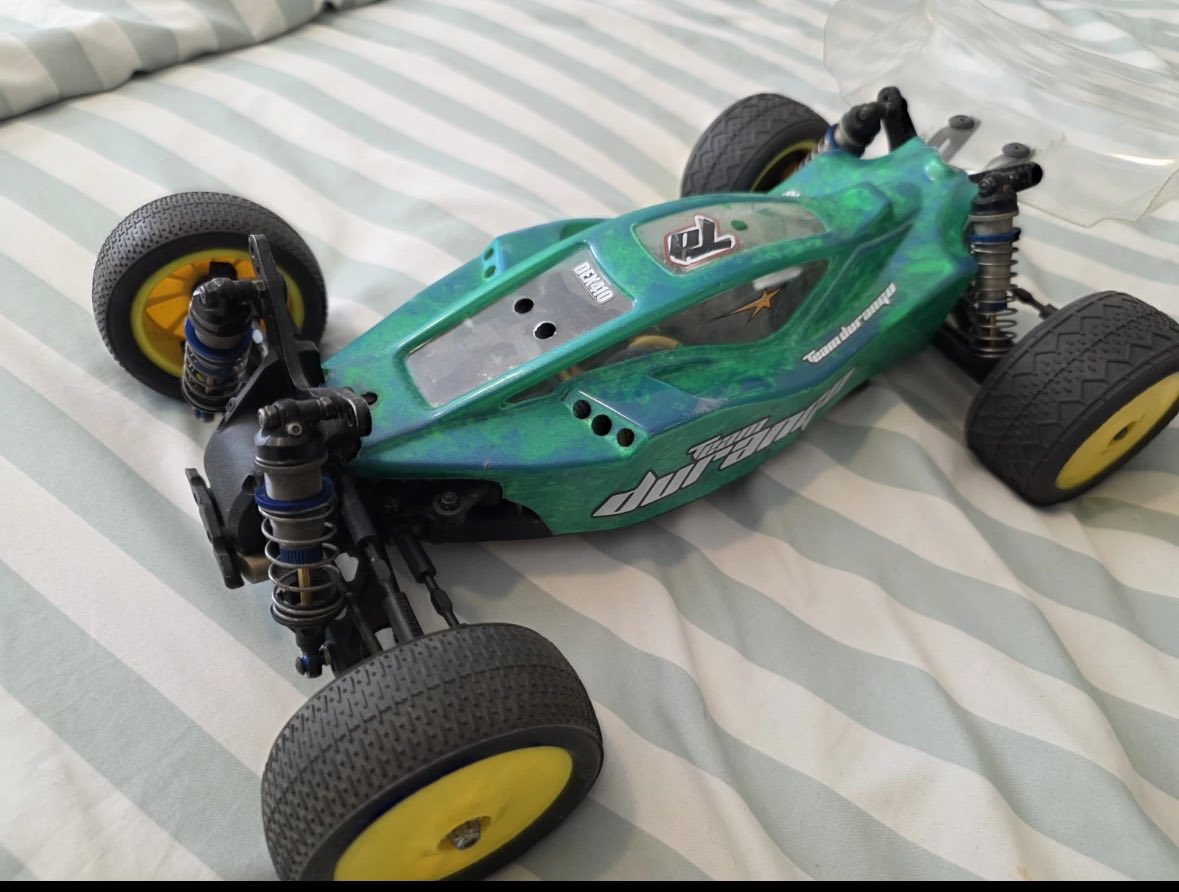 Team Durango Dex410 race buggy pros and cons?
