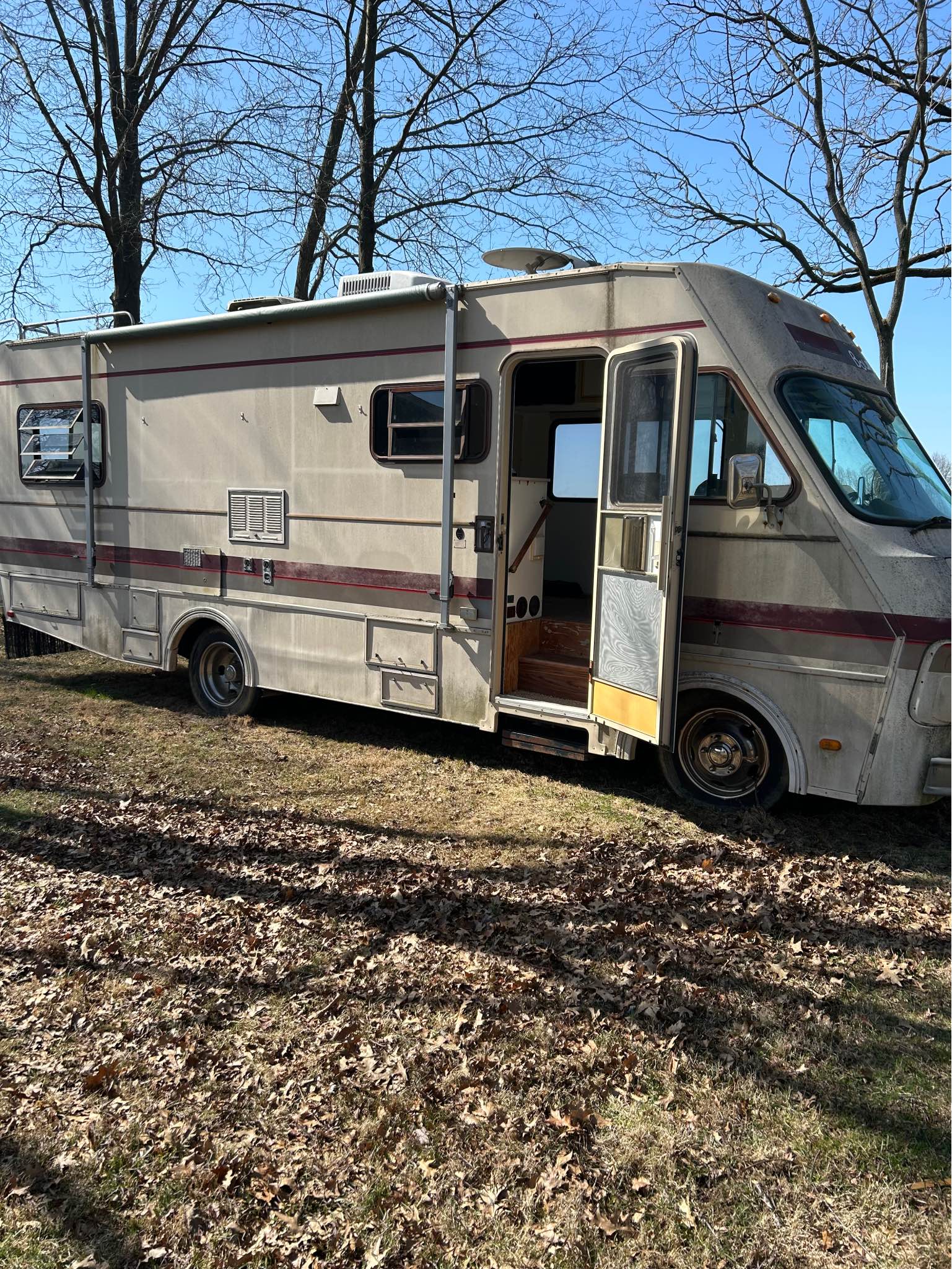 89 Bounder RV - RVs & Campers - Akron, Ohio | Facebook Marketplace ...