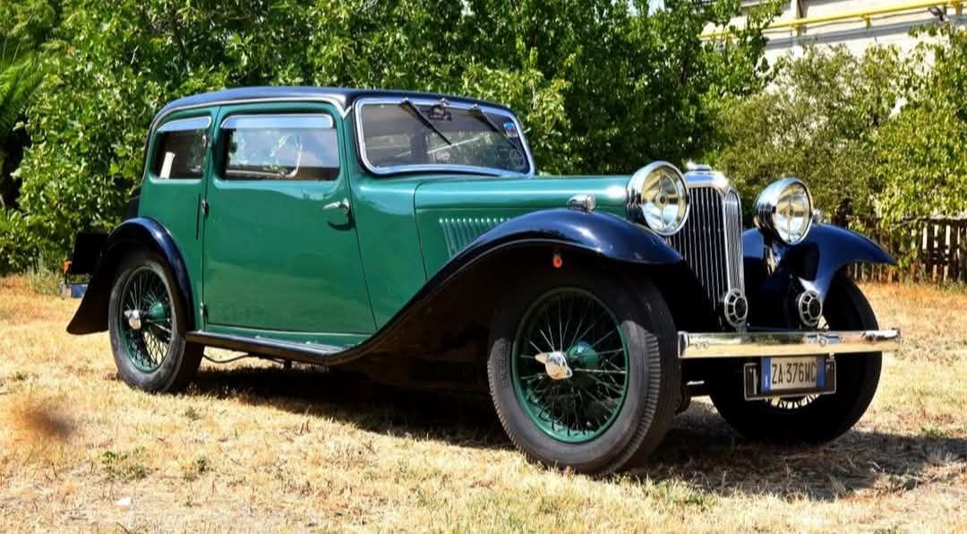 本 Jaguar & S.S. Cars 1931-1951 洋書