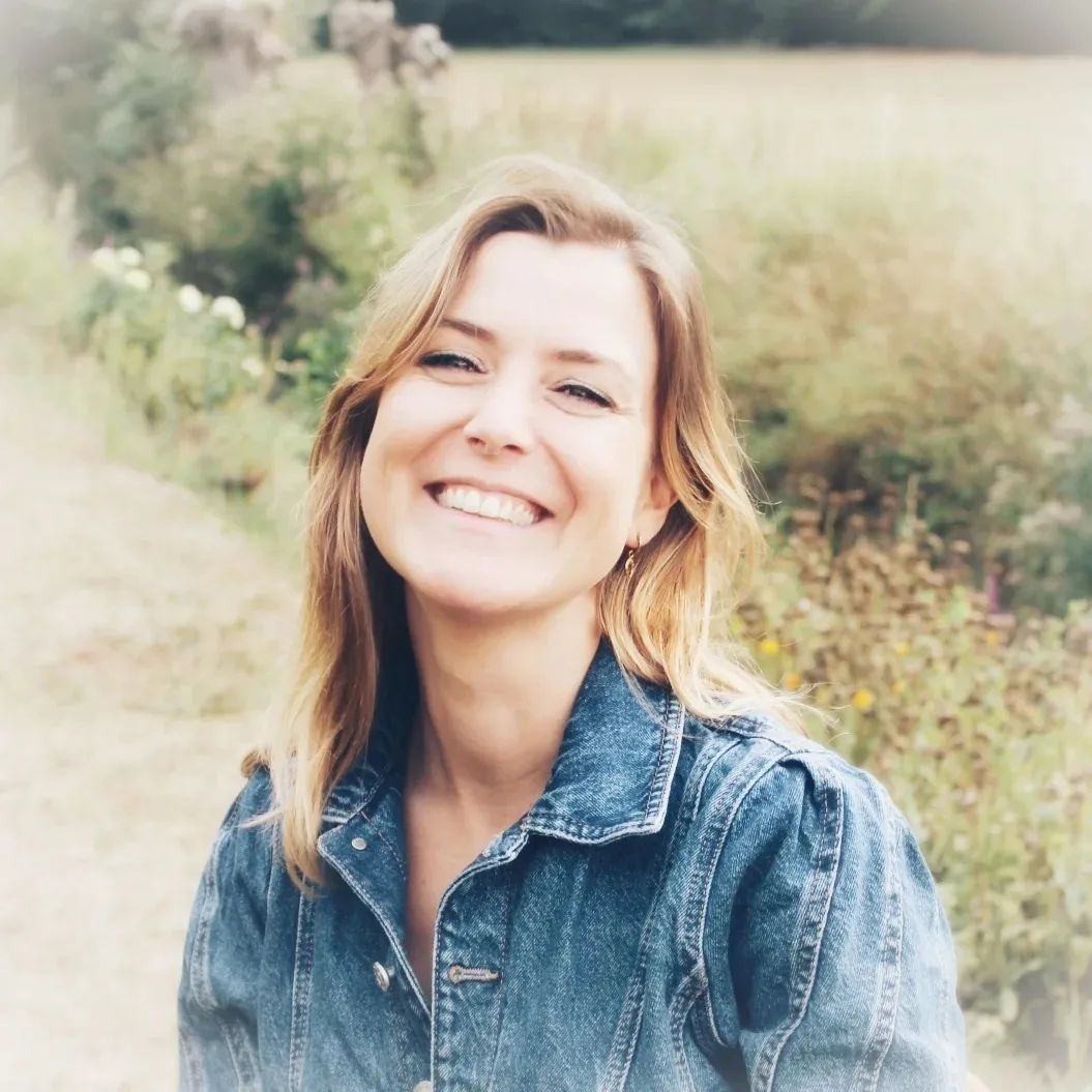 charlotte-verhoye-erkend-di-tist-waarom-yoga-een-ideale-aanvulling