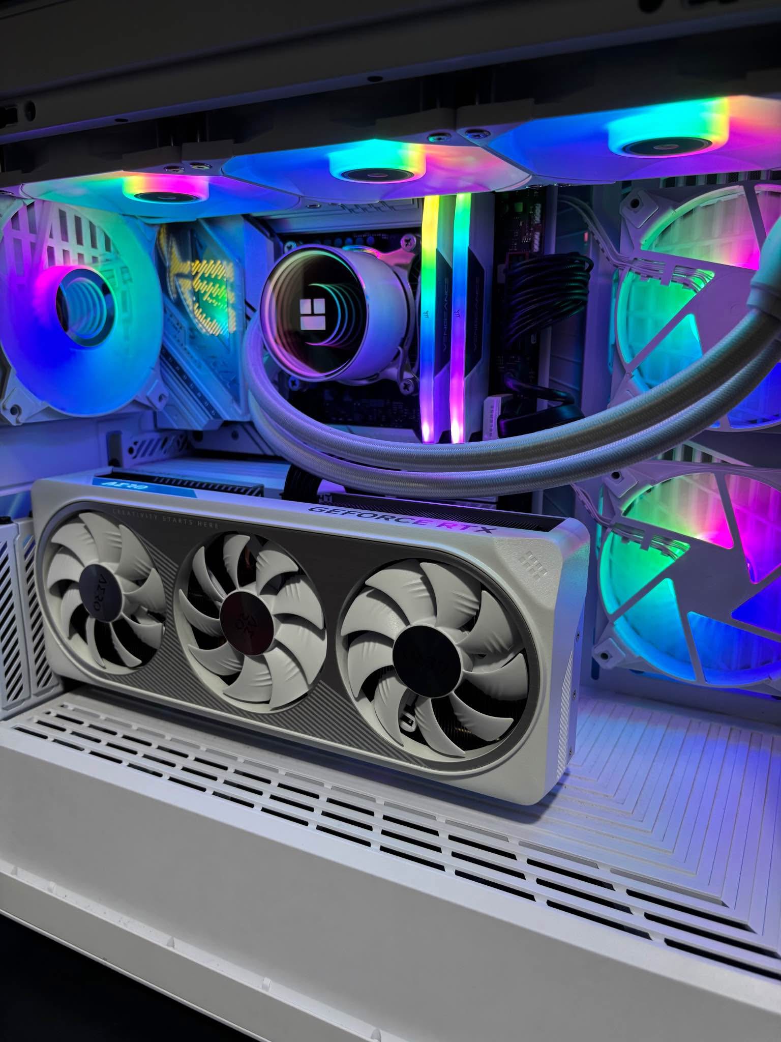 CPU : Intel® Core™ i9-14900K MB : ROG STRIX Z790-A GAMING WIFI 