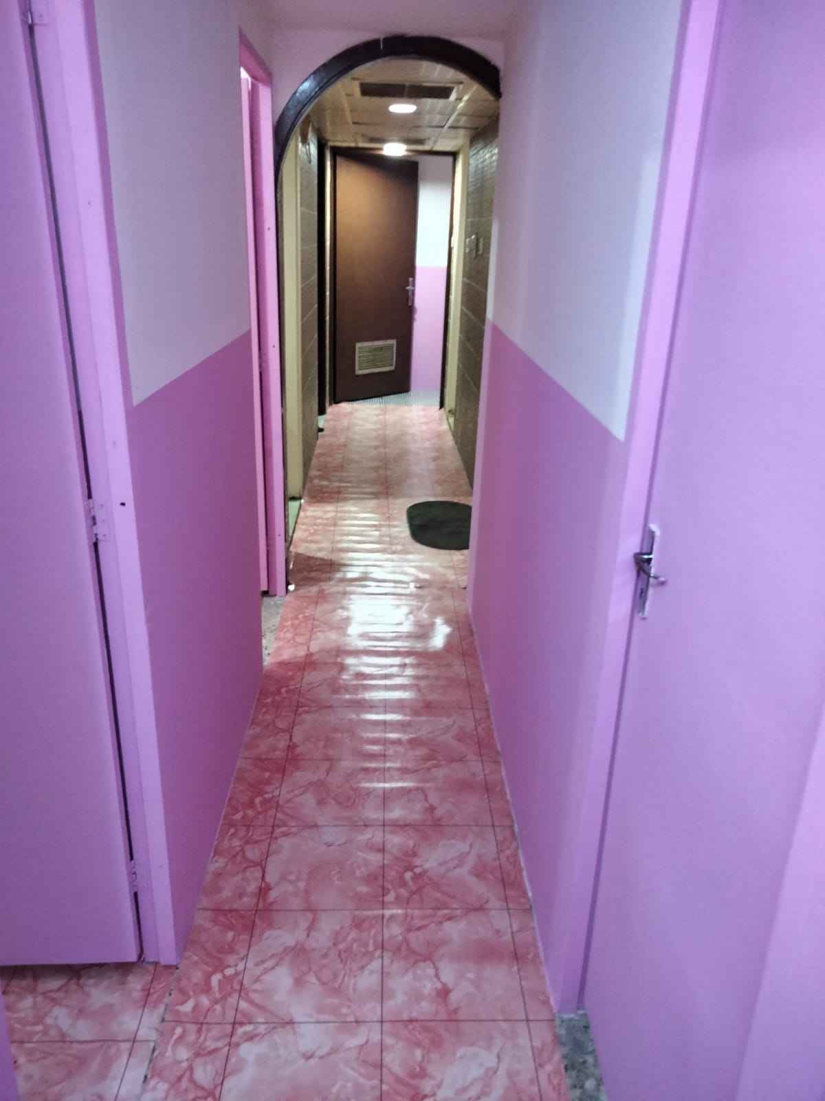 Close partition room for rent ready to move end of this month