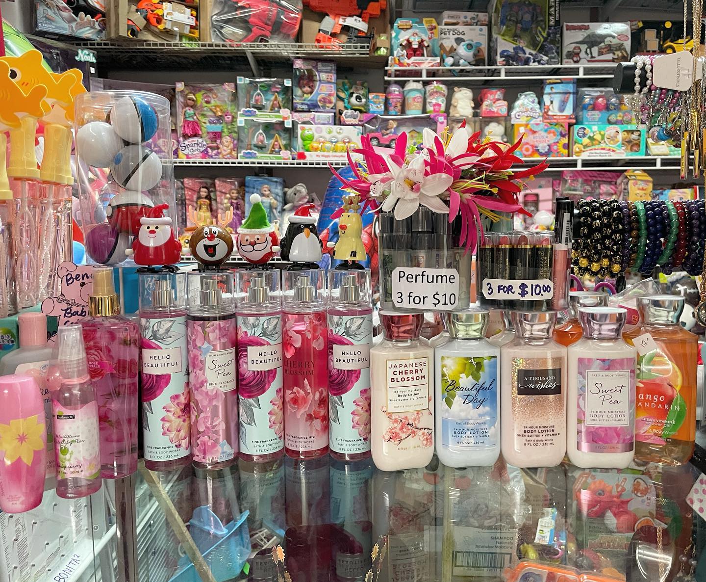 Compadres Mall - Visit Bonita Bonita in Bazaar II of... | Facebook