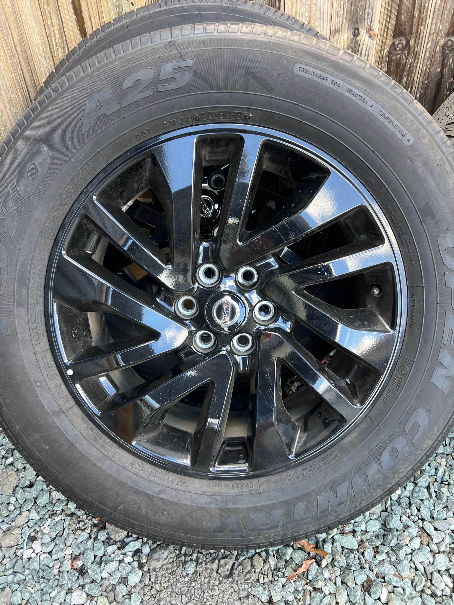 Nissan Navara np300 rims and tyres - Car Wheels, Tires & Parts ...
