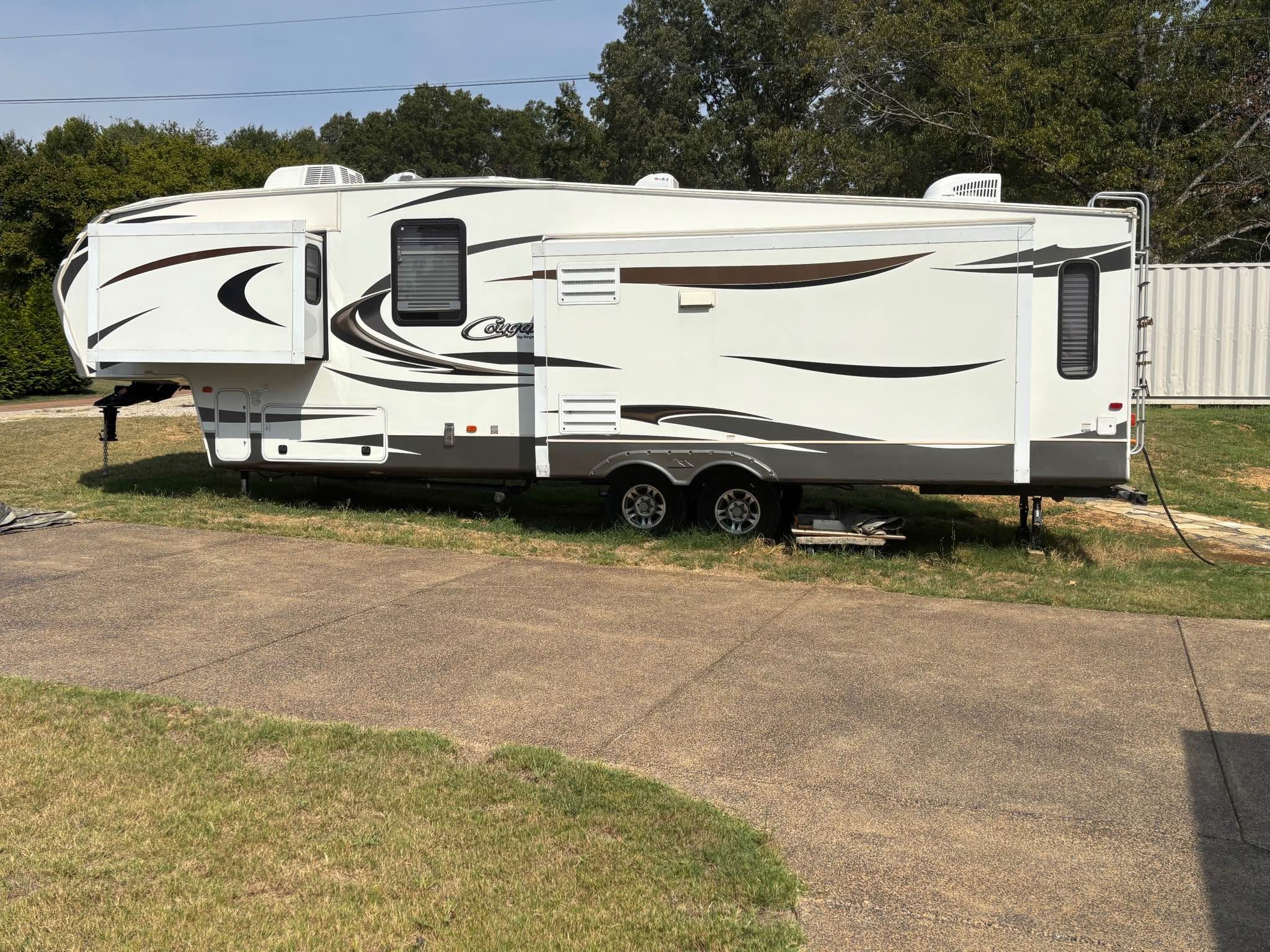 2013 Cougar Keystone 333 MKS 5th wheel camper 33’ - RVs & Campers ...