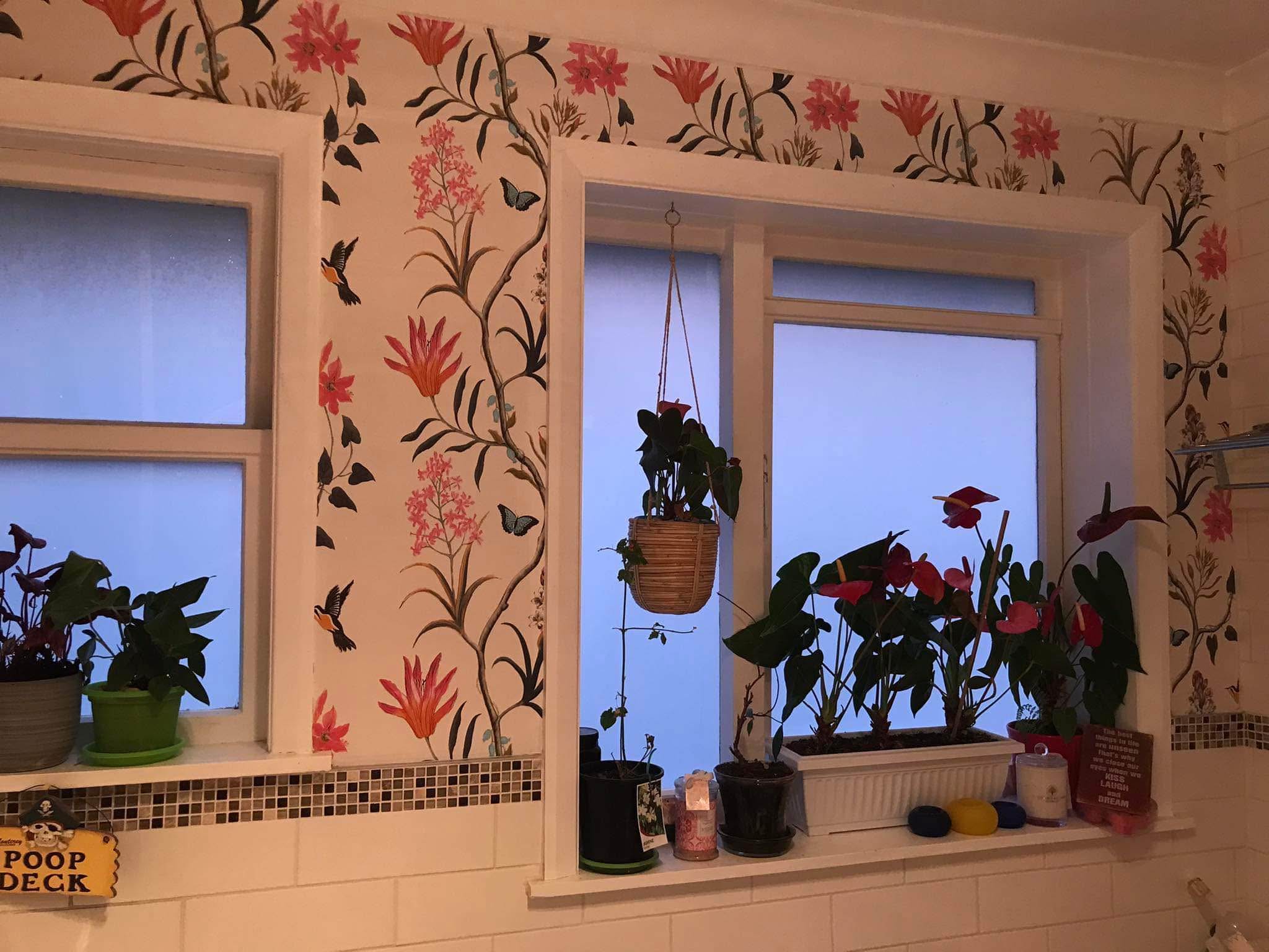 Instant makeover for ugly walls – try vinyl self-adhesive rolls ...