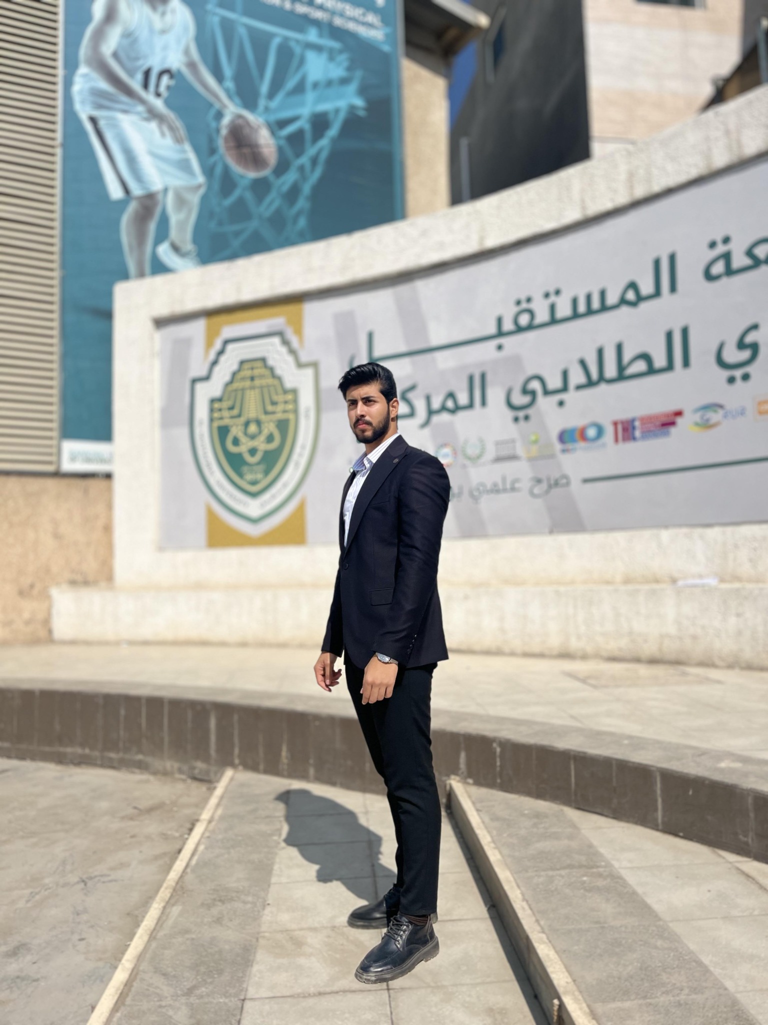 عمار عباس