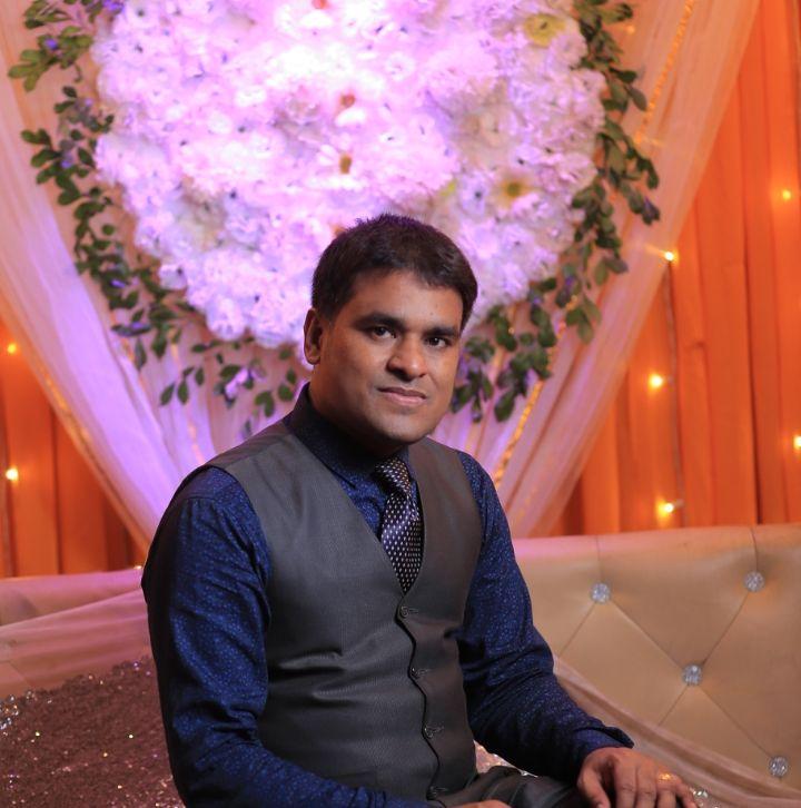 Adv M Riaz Chy