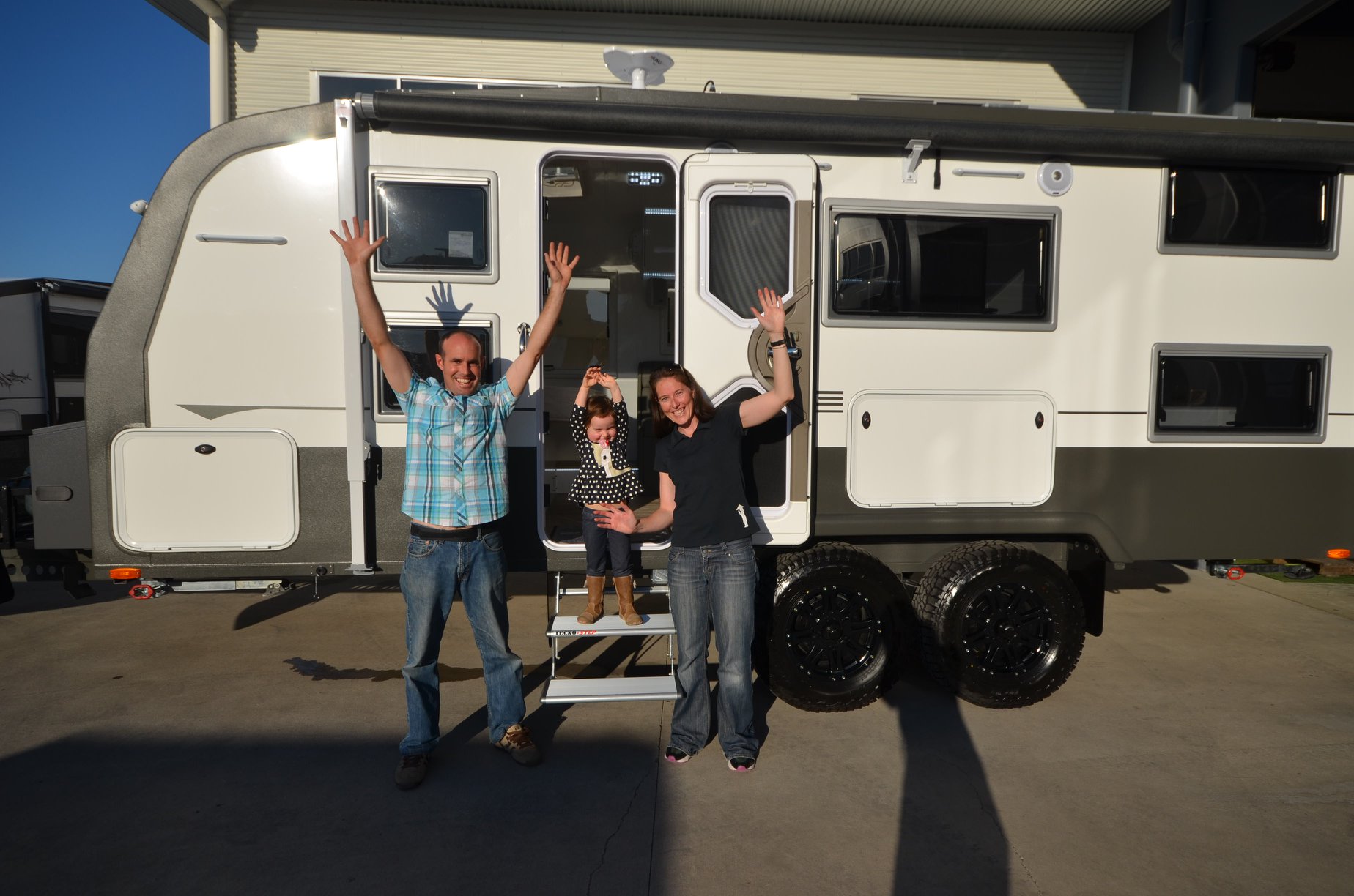 ZONE RV - Welcome to Dan, Kelly and Jasmine! New Zone...