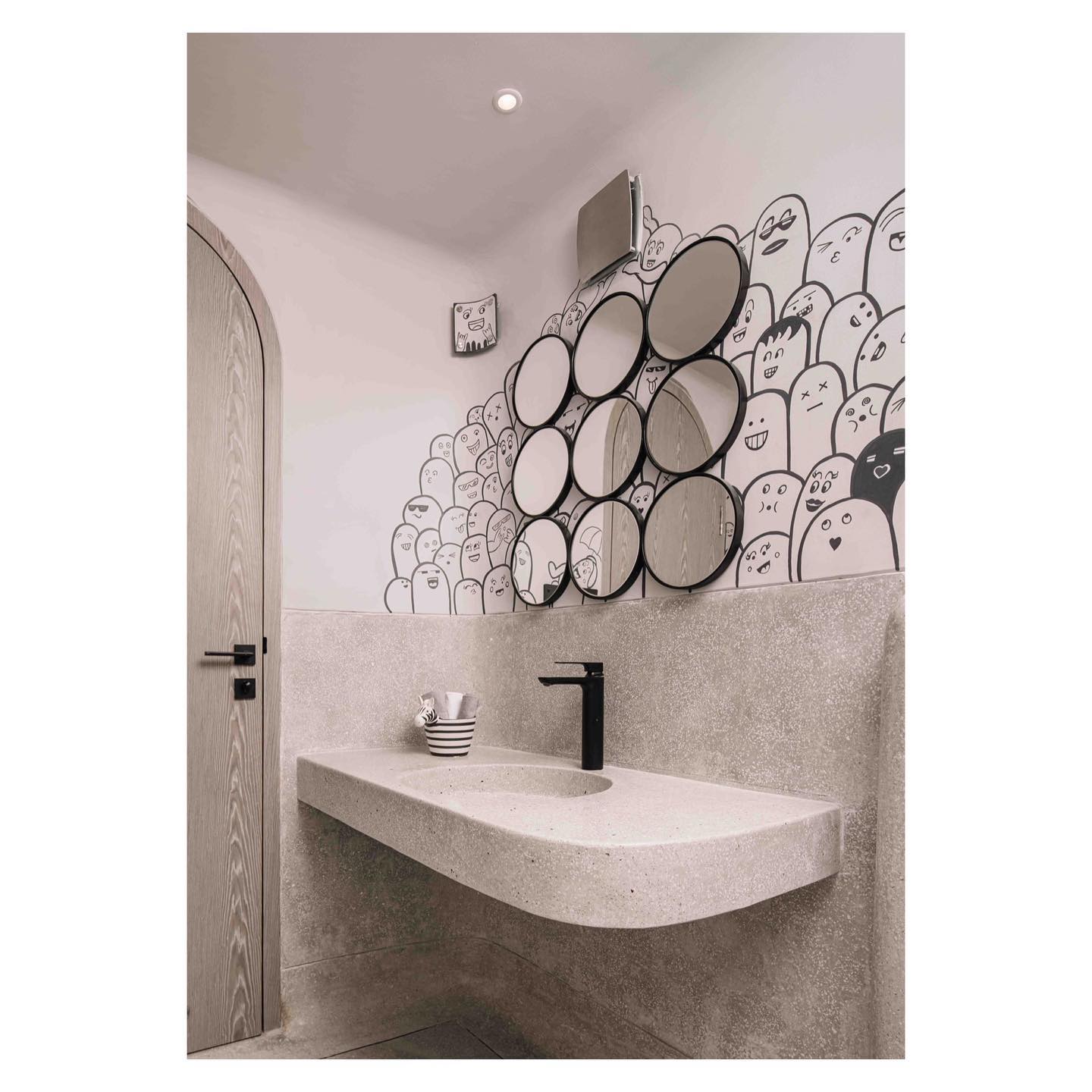 Spaces and Design - U P S T A I R S ↖️ THE POWDER ROOM This triplex ...