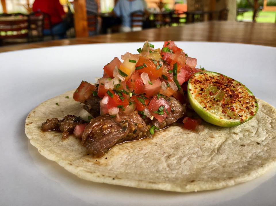 El Calache - ¿Como te caen unos taquitos de carne asada...