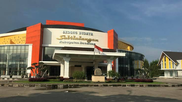 Rumah - Selamat siang, Untuk memenuhi kebutuhan lahan parkir motor ...