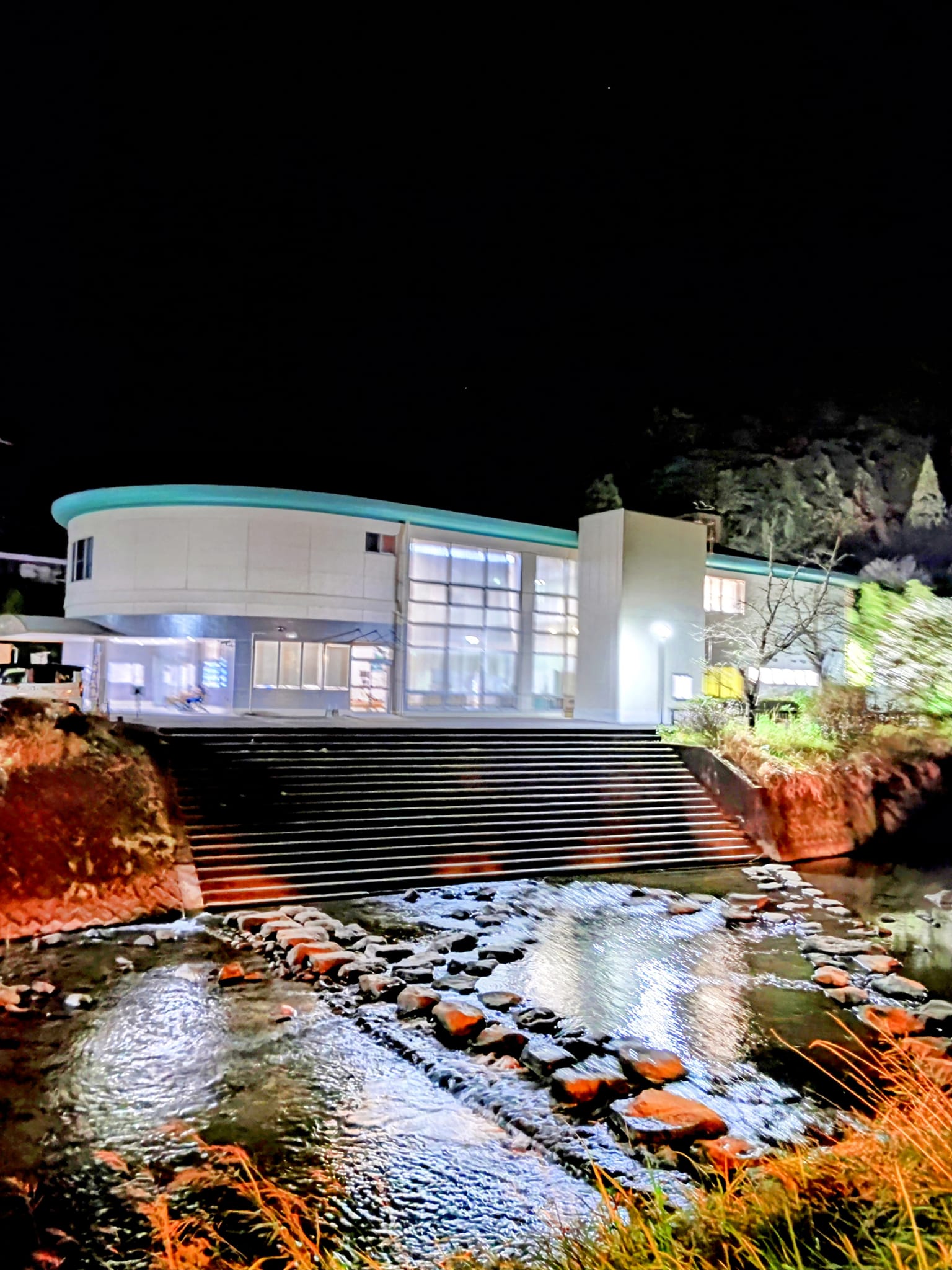 龍門 滝 温泉