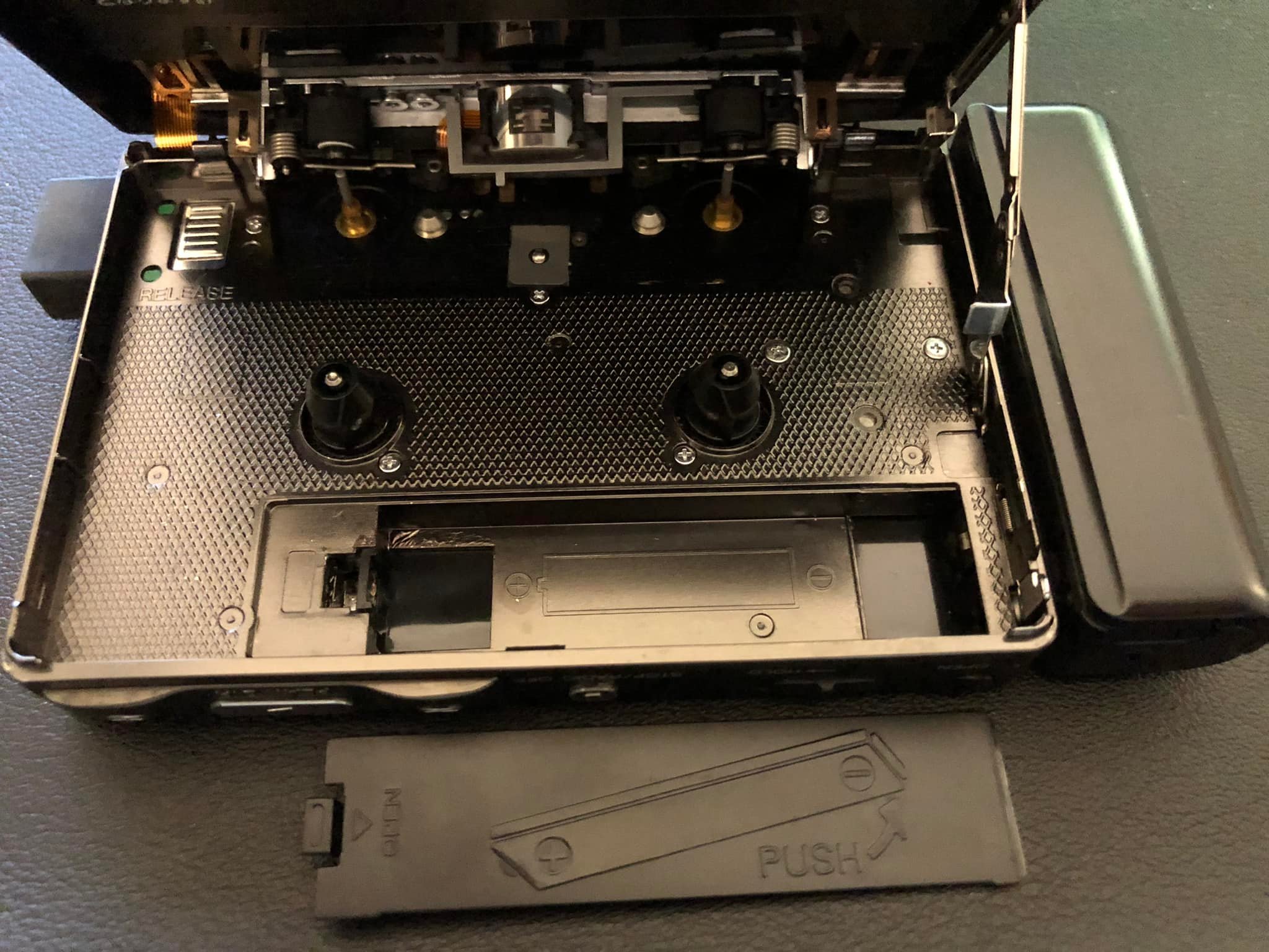 Sony WM-FX85 Walkman Discussion