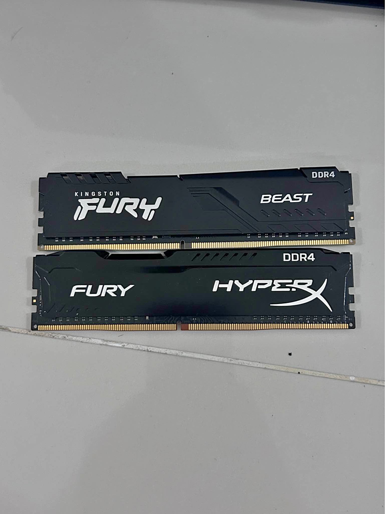 Two pre-owned DDR4 ram one 4x2400 - ₱1,200 one 8x3200 - ₱2,300 ₱3k for ...