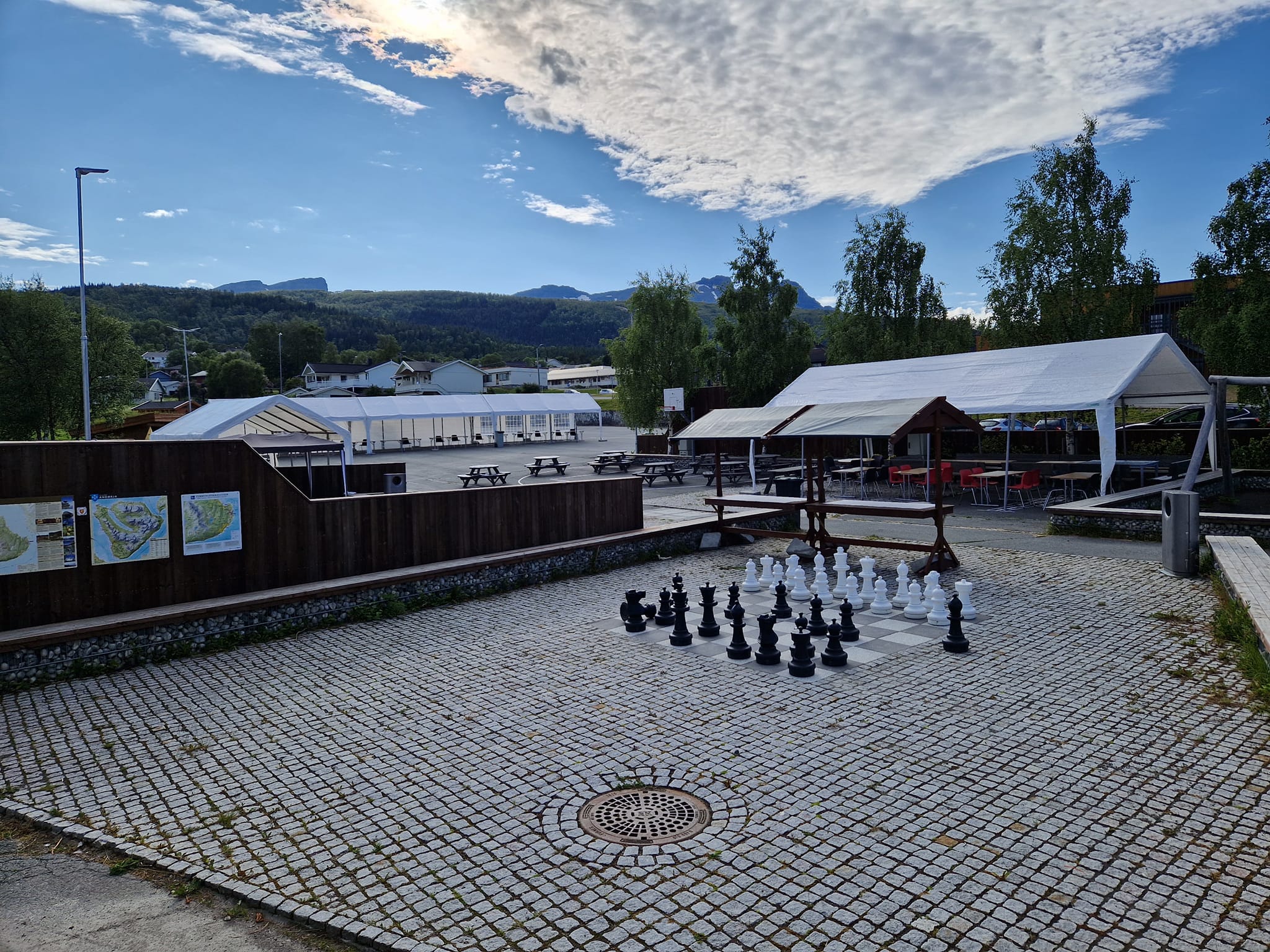 Liv og røre i Ibestad